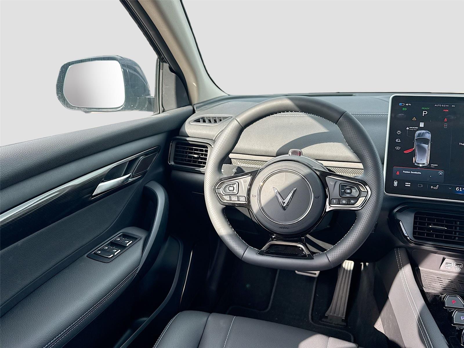 2025 VinFast VF 8 Eco - Photo 22