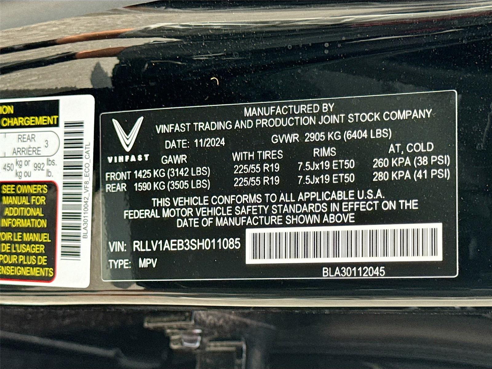 2025 VinFast VF 8 Eco - Photo 32