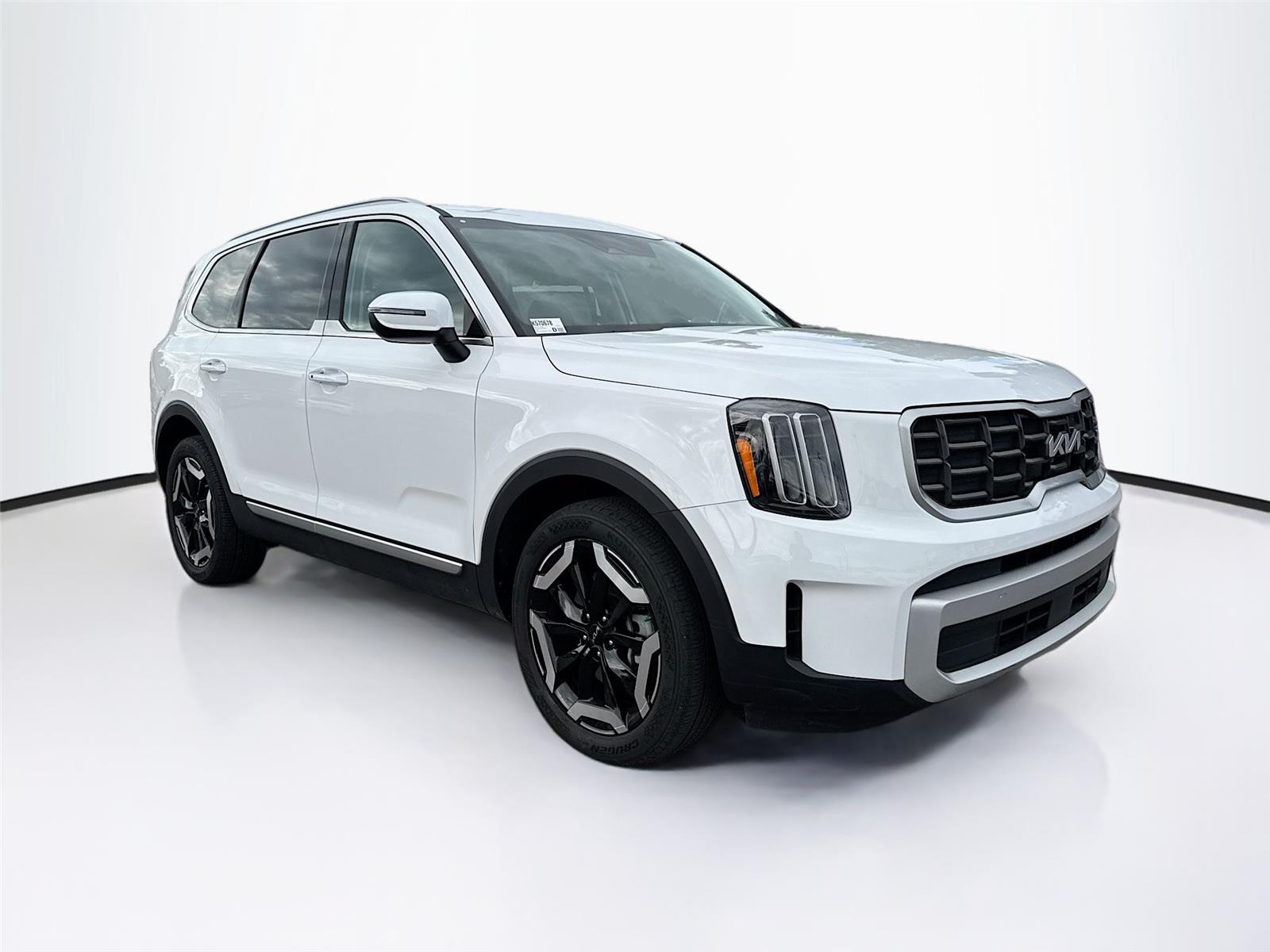 2025 Kia Telluride S's photo