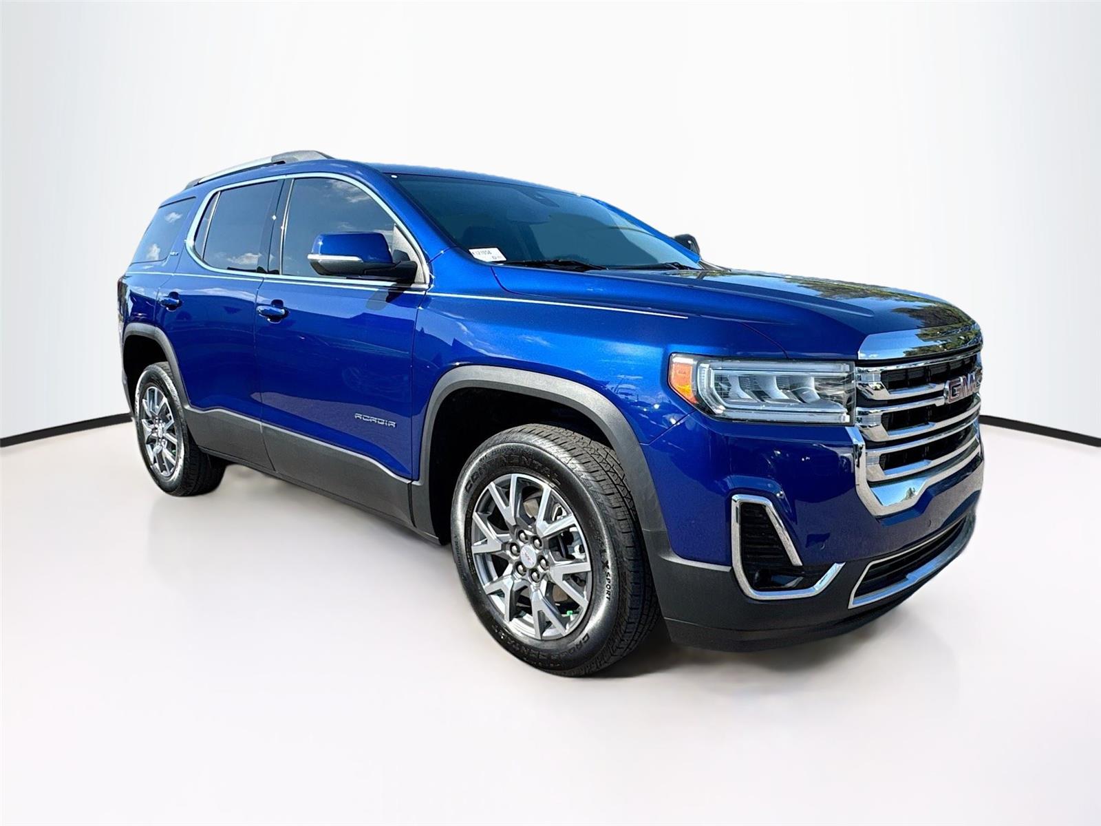 2023 GMC Acadia SLT's photo