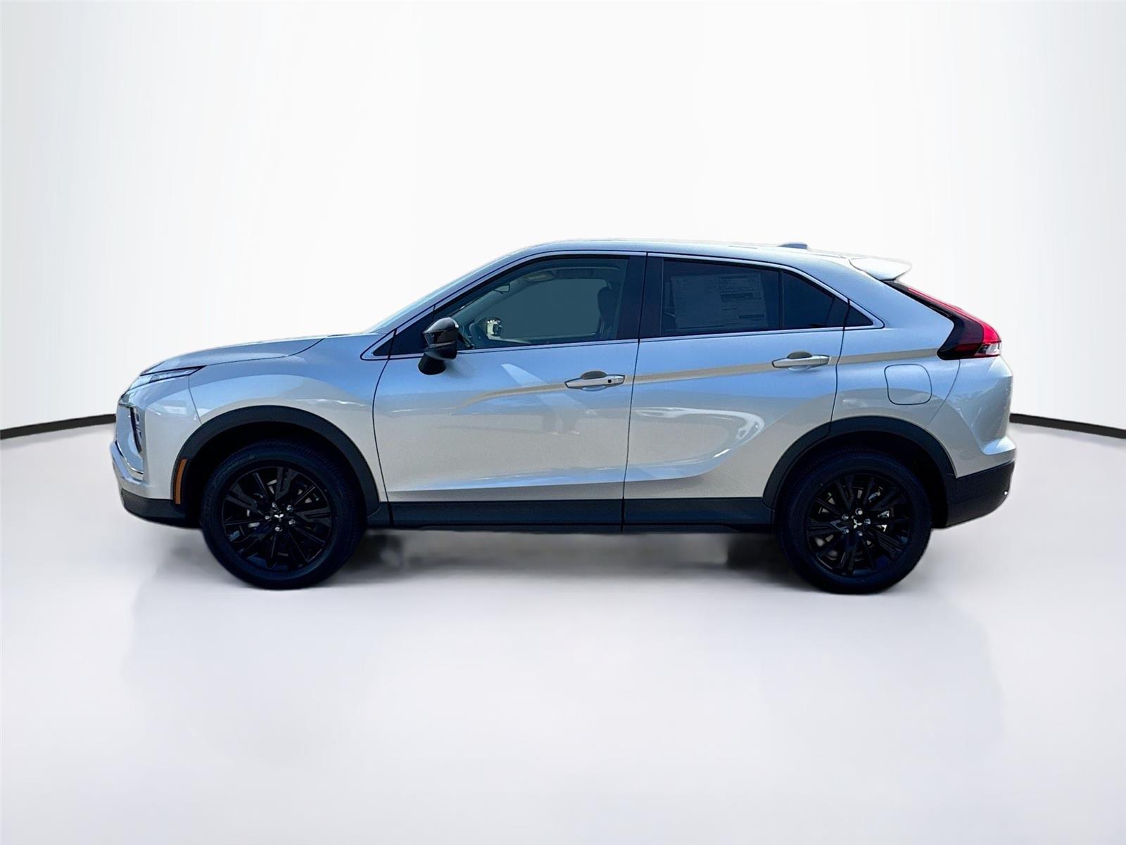2026 Mitsubishi Eclipse Cross LE - Photo 4