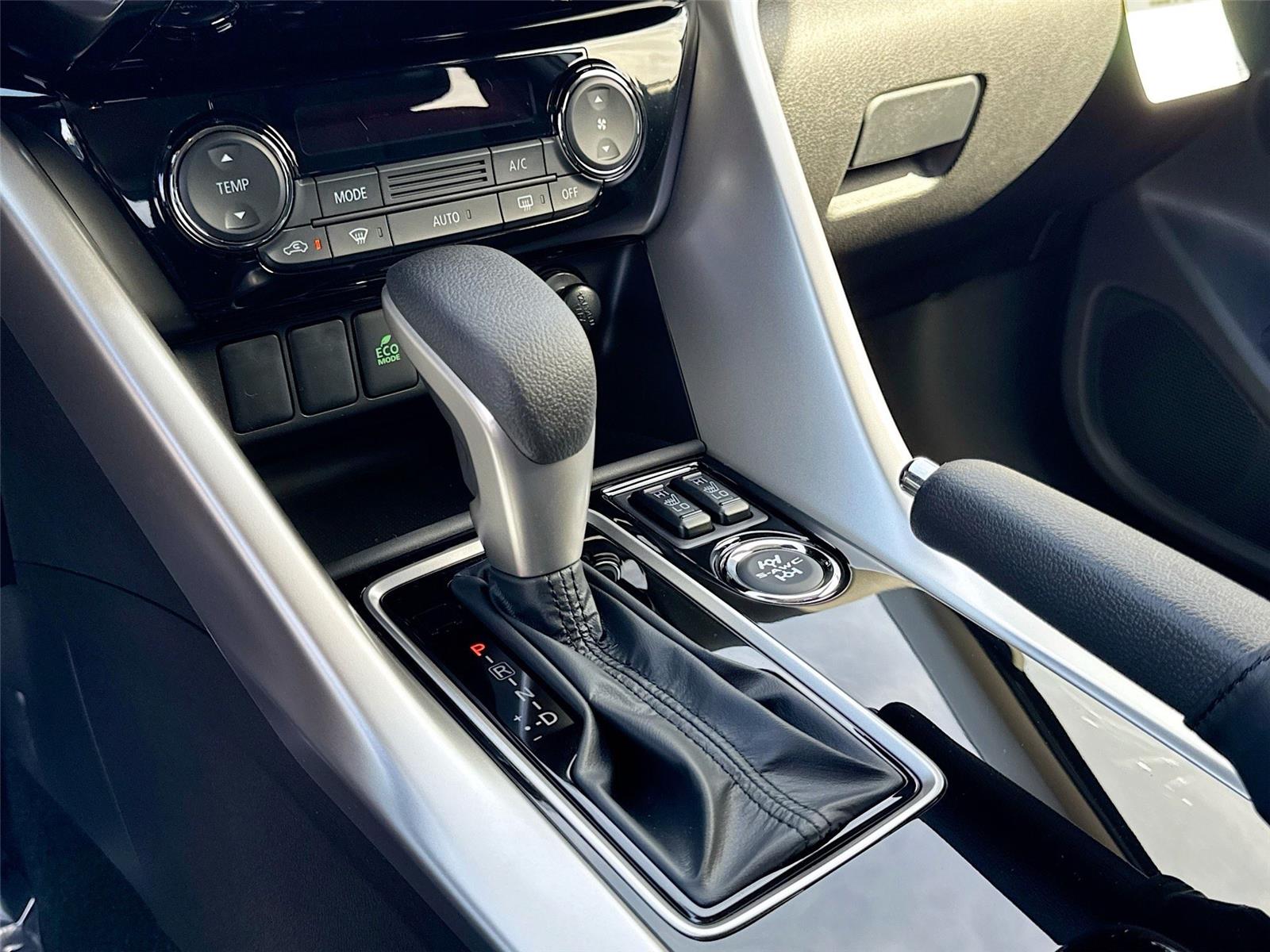 2026 Mitsubishi Eclipse Cross LE - Photo 15