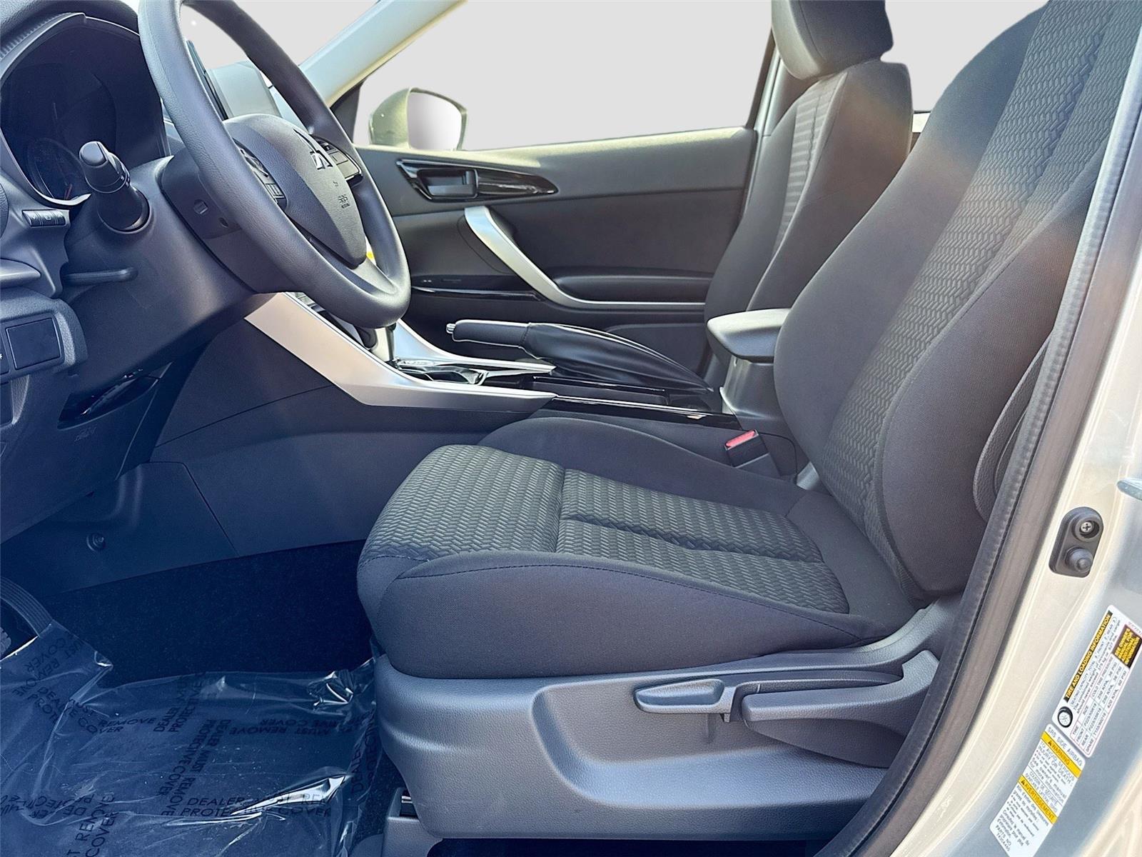 2026 Mitsubishi Eclipse Cross LE - Photo 18