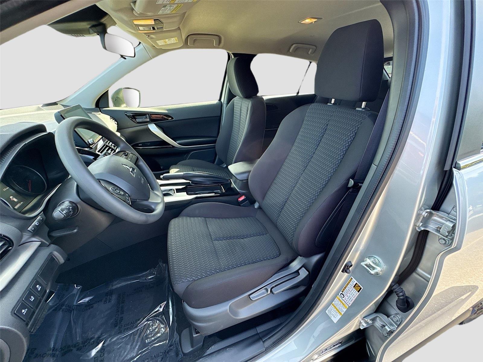 2026 Mitsubishi Eclipse Cross LE - Photo 19