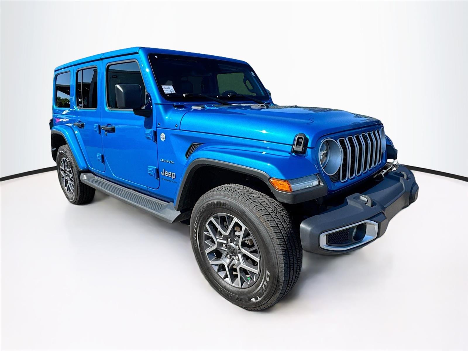 2024 Jeep Wrangler 4-Door Sahara's photo