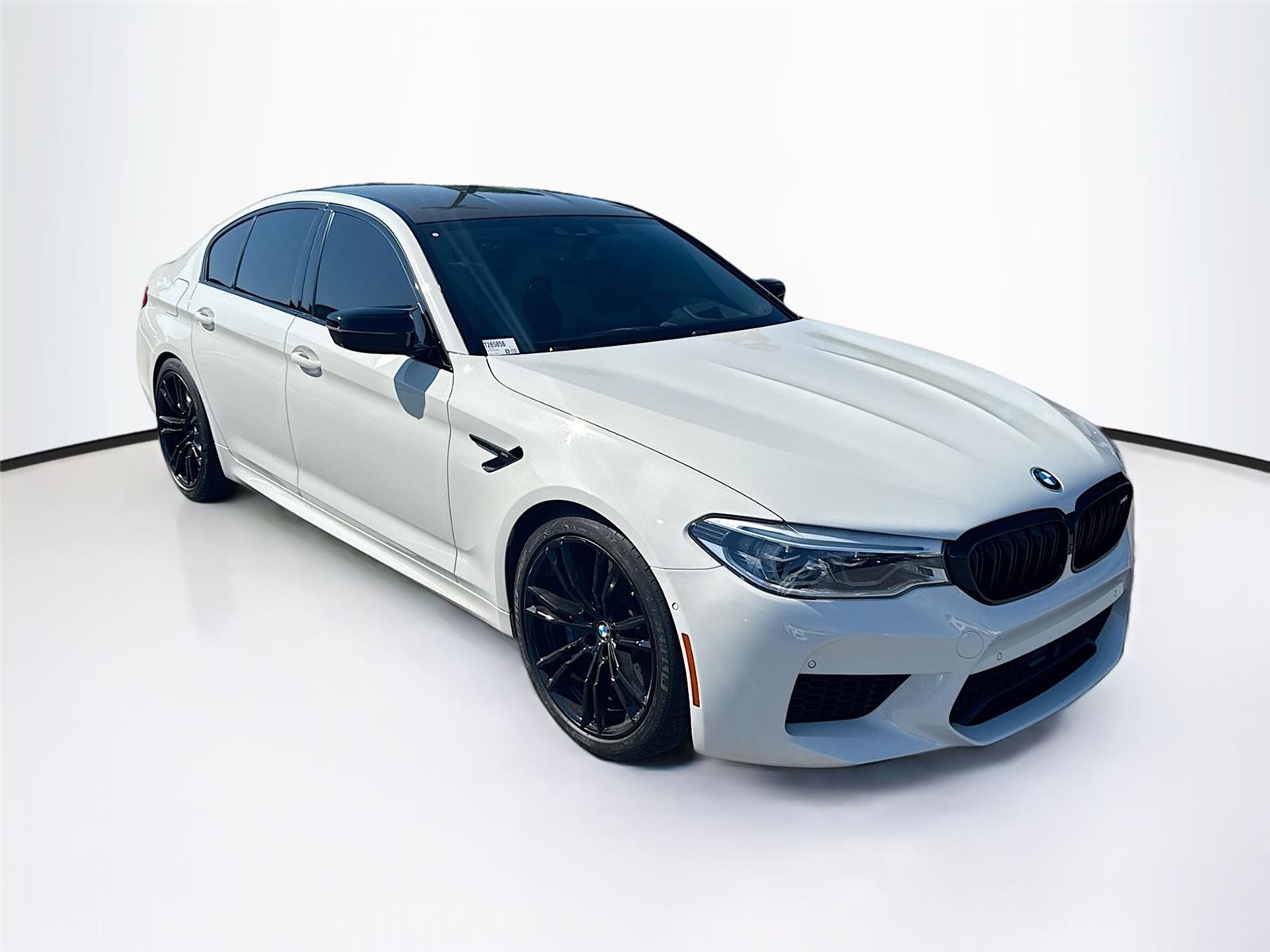 2019 BMW M5 Base's photo