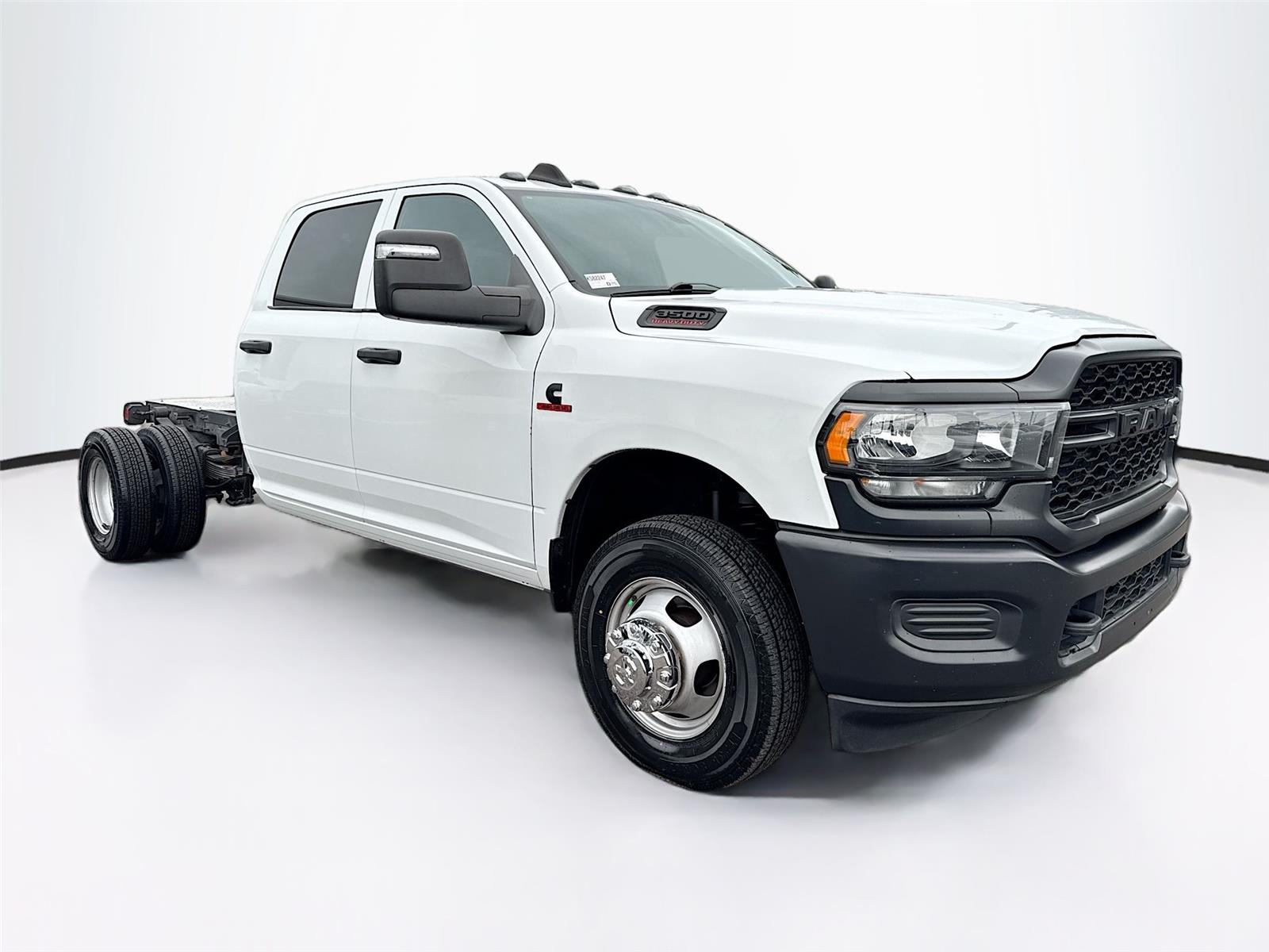 2023 RAM Ram 3500 Chassis Cab Tradesman's photo
