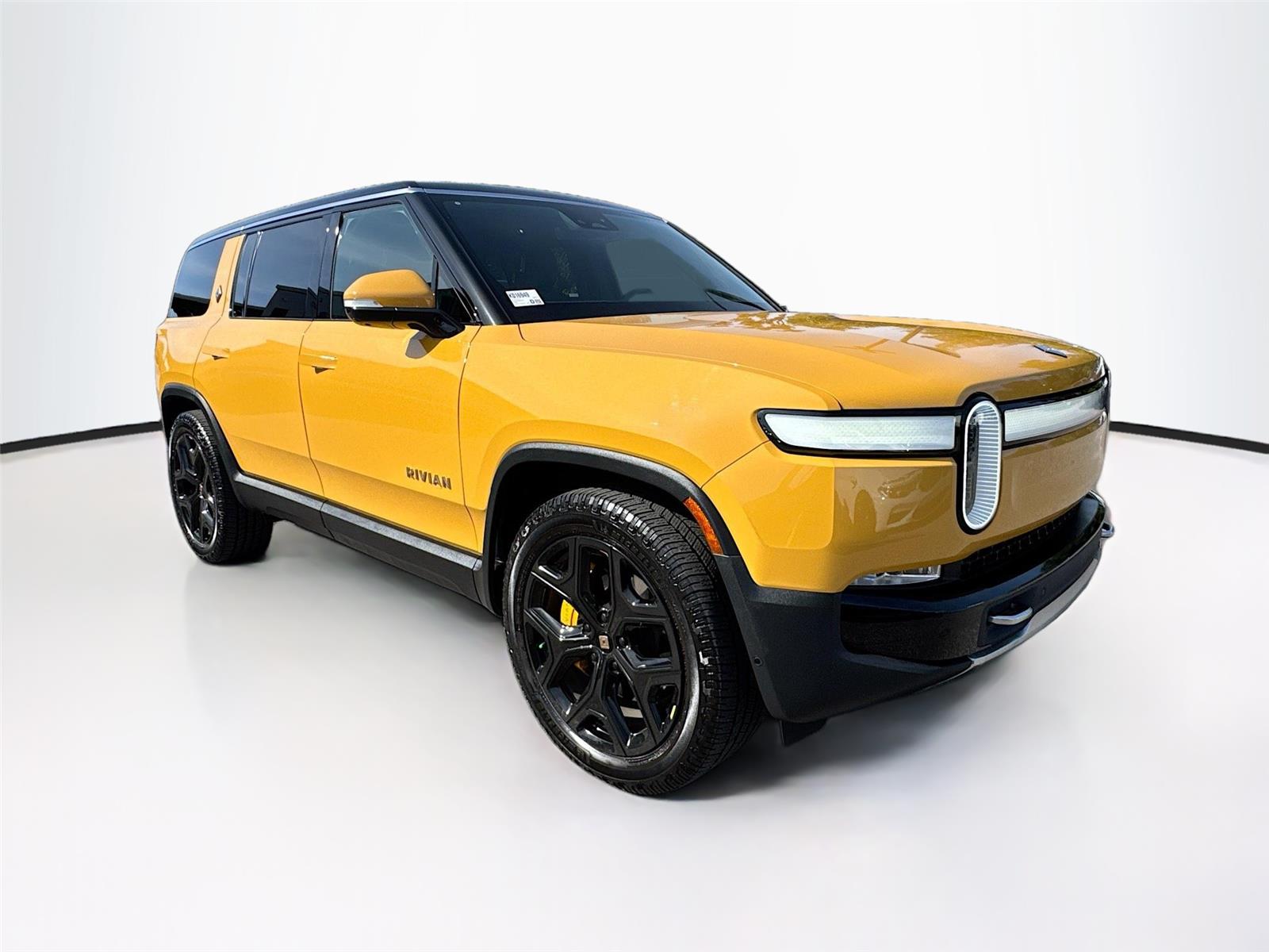 2023 Rivian R1S Adventure's photo