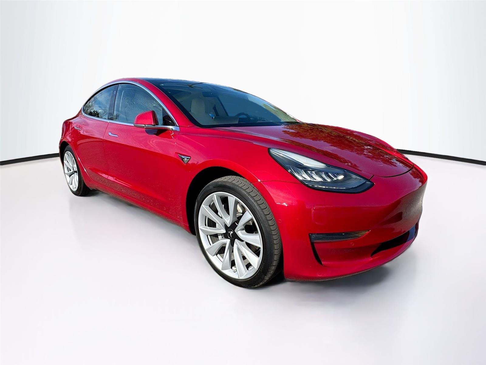 2019 Tesla Model 3 Long Range's photo