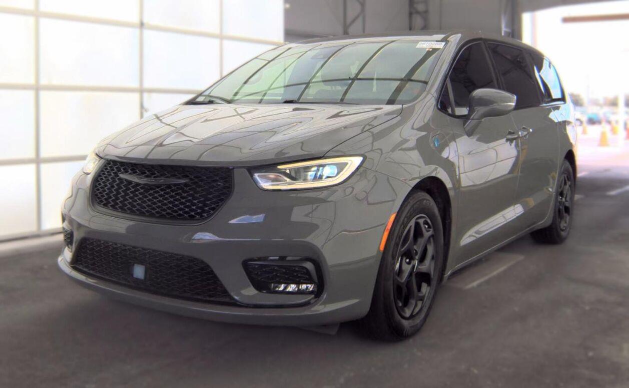 2022 Chrysler Pacifica Hybrid