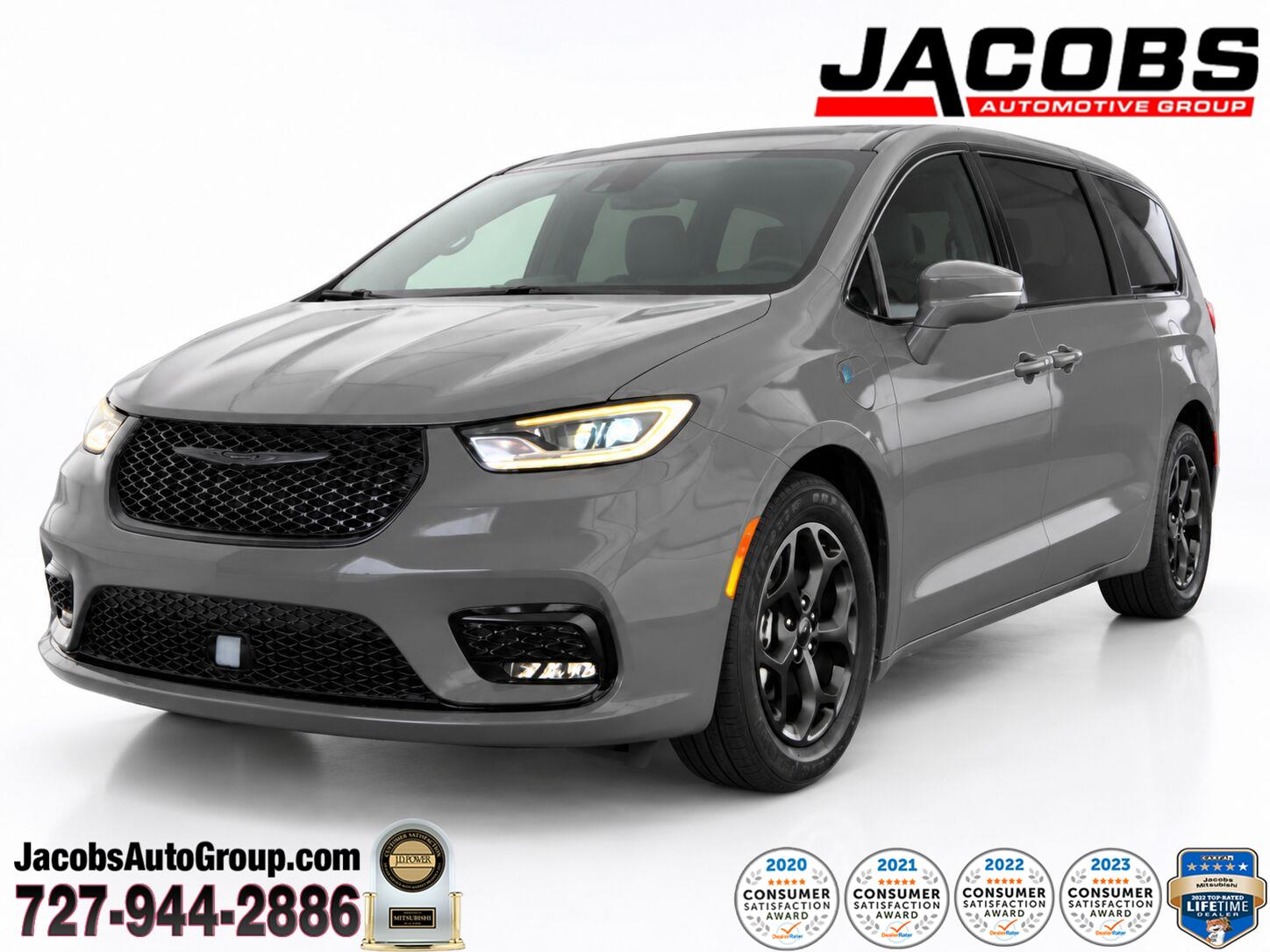 Ceramic Gray Clearcoat 2022 Chrysler Pacifica Hybrid Minivan Front-Wheel Drive Automatic