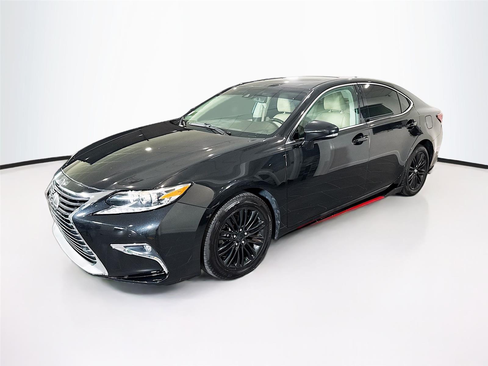 2017 Lexus ES 350 350's photo