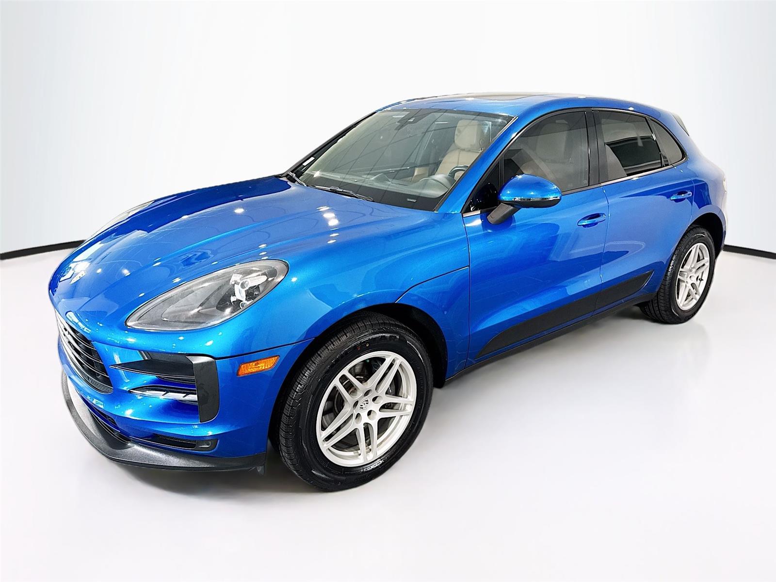2019 Porsche Macan -'s photo