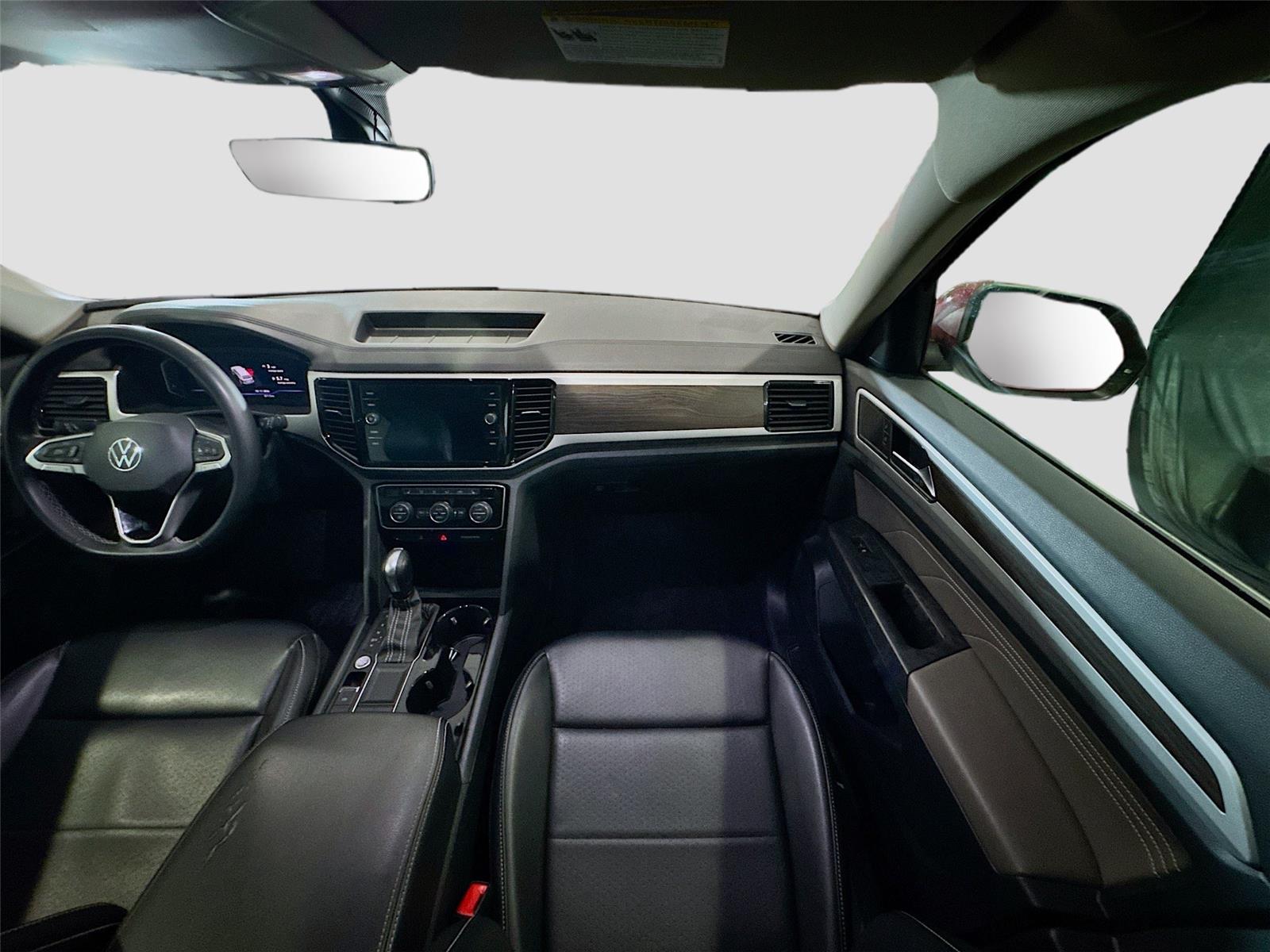 2022 Volkswagen Atlas SE w/Tech - Photo 24