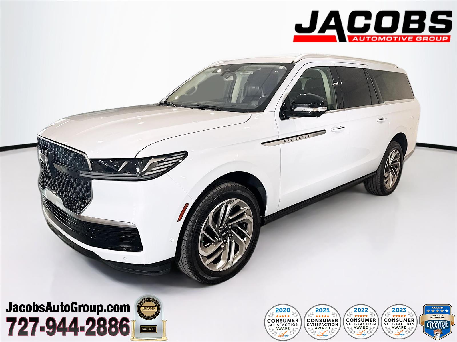 Pristine White Metallic Tri-Coat 2025 Lincoln Navigator SUV / Crossover Four-Wheel Drive Automatic