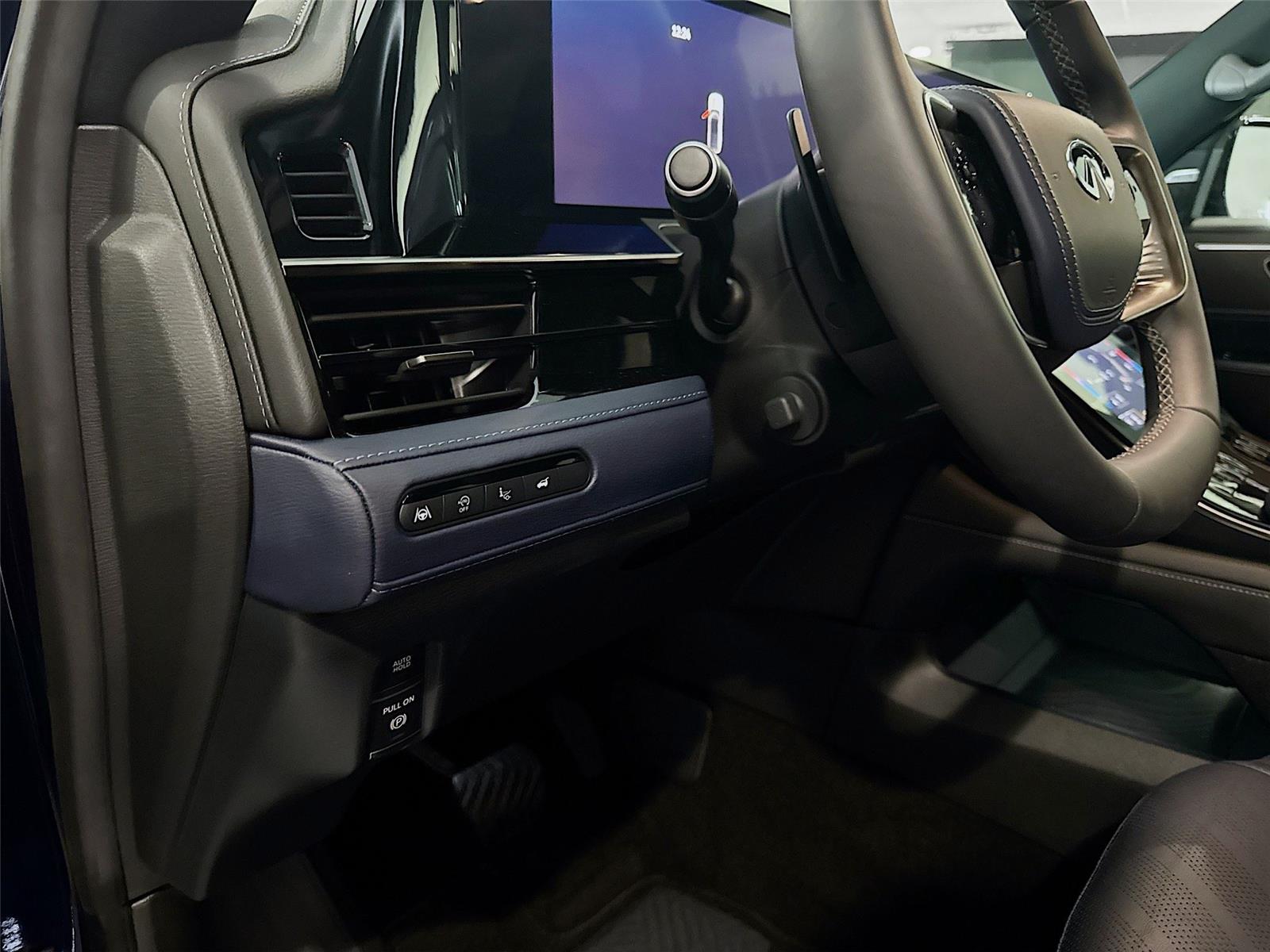 2026 INFINITI QX80 Luxe - Photo 10