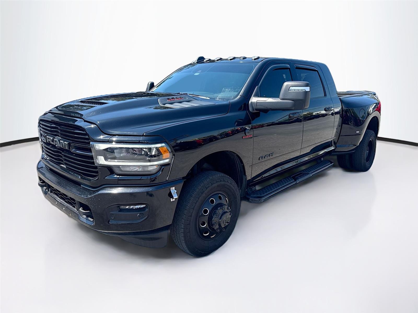 2024 RAM 3500 Laramie Mega Cab DRW 4WD