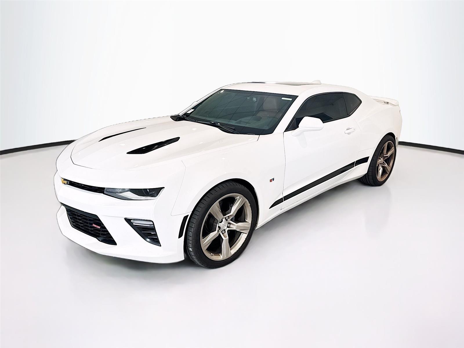 Summit White 2018 Chevrolet Camaro 2SS Coupe RWD Coupe Rear-Wheel Drive 8-Speed Automatic