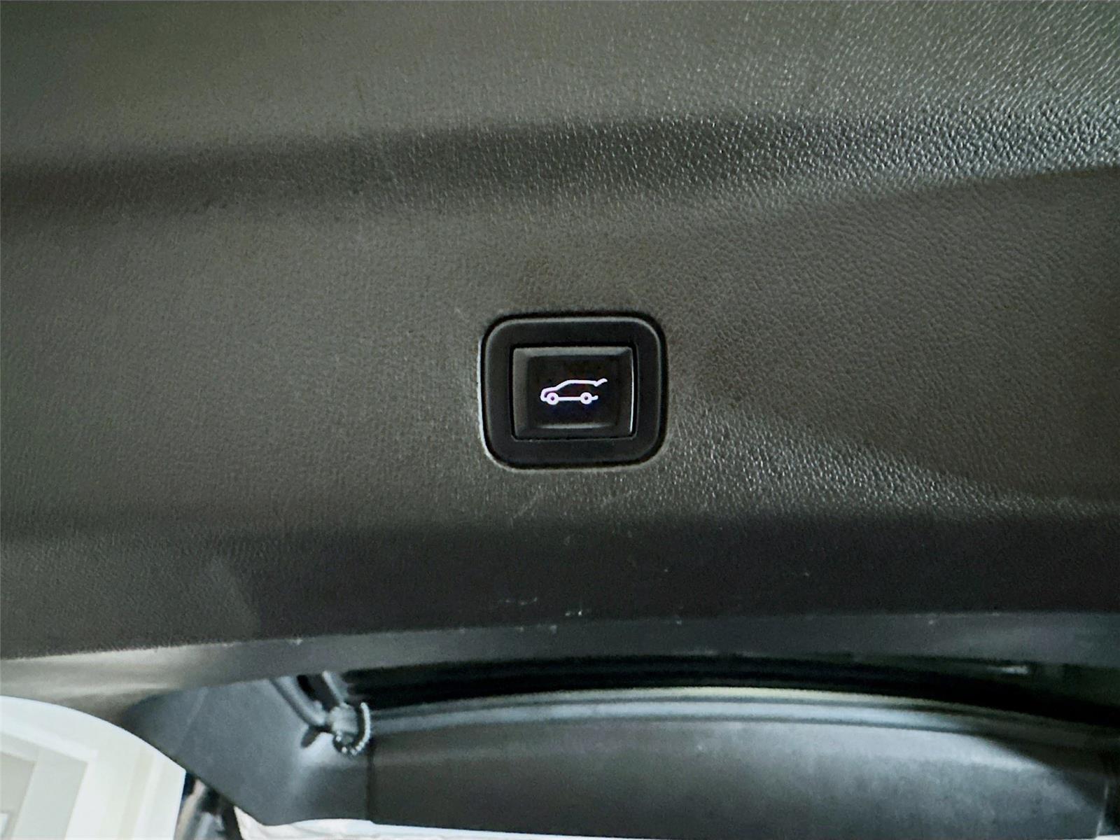 2023 Cadillac Escalade ESV Sport Platinum - Photo 23