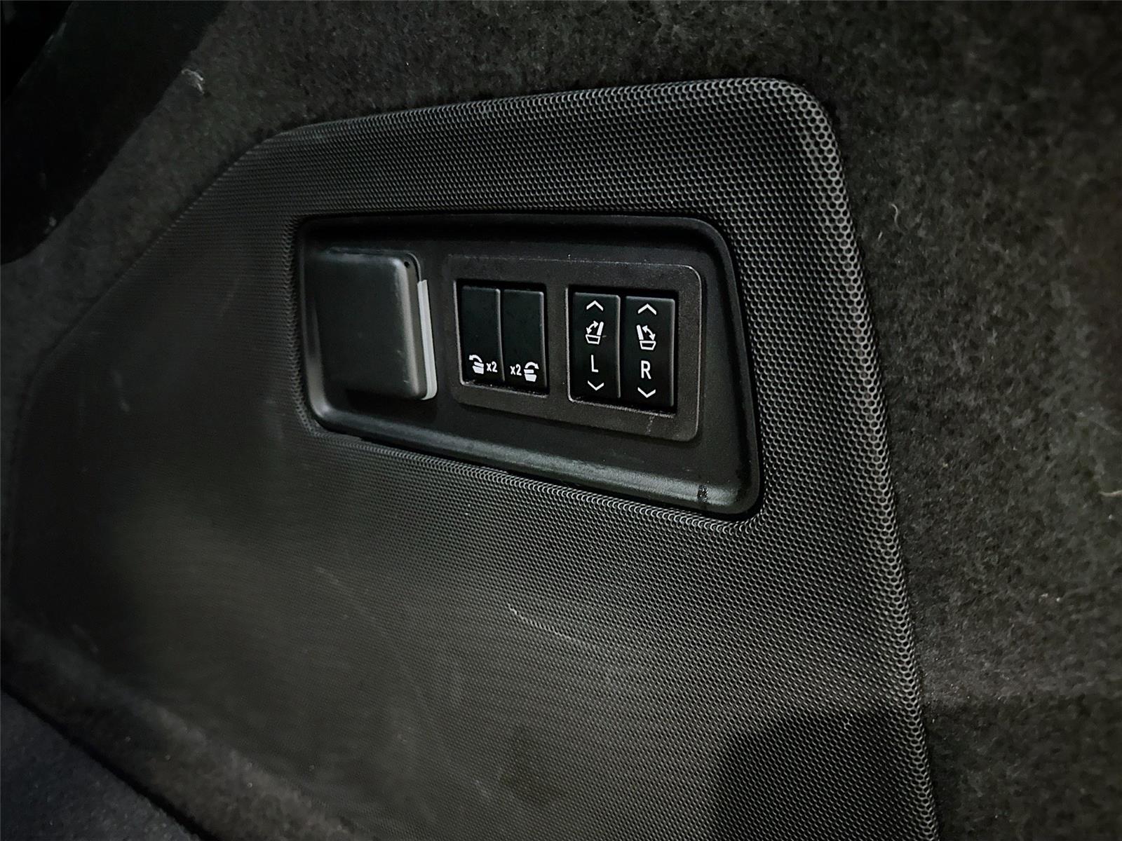 2023 Cadillac Escalade ESV Sport Platinum - Photo 24
