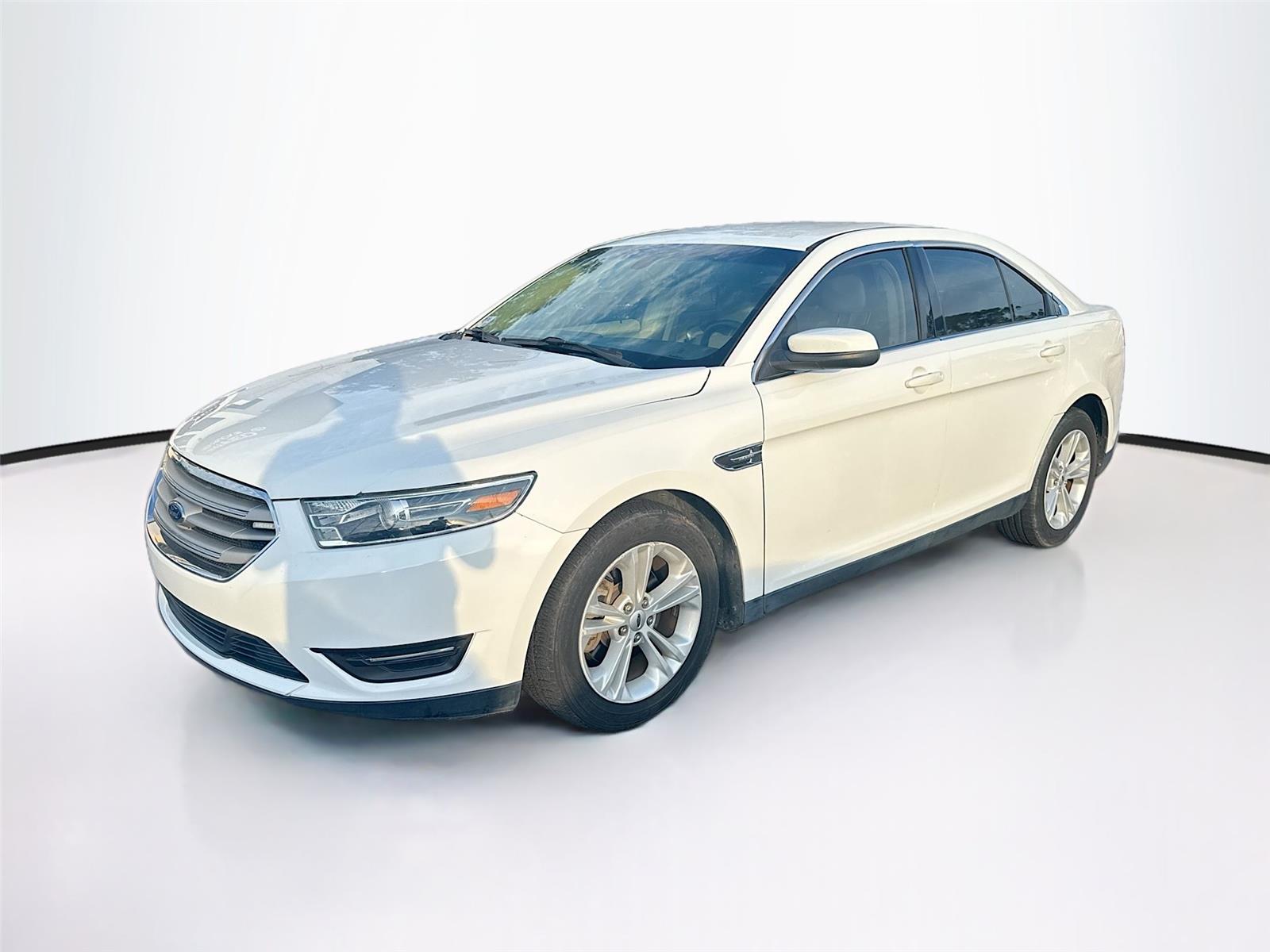2017 Ford Taurus SEL FWD's photo