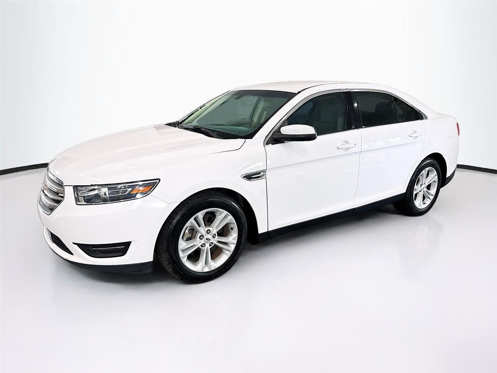 2017 Ford Taurus SEL FWD's photo