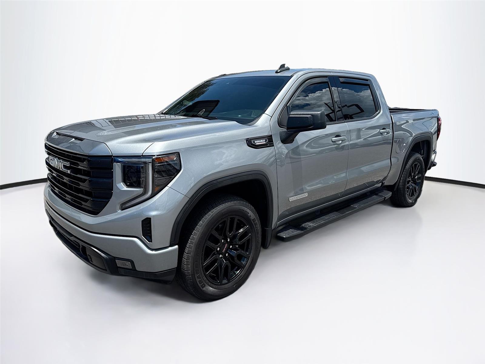 2024 GMC Sierra 4WD Crew Cab Short Box Elevation's photo