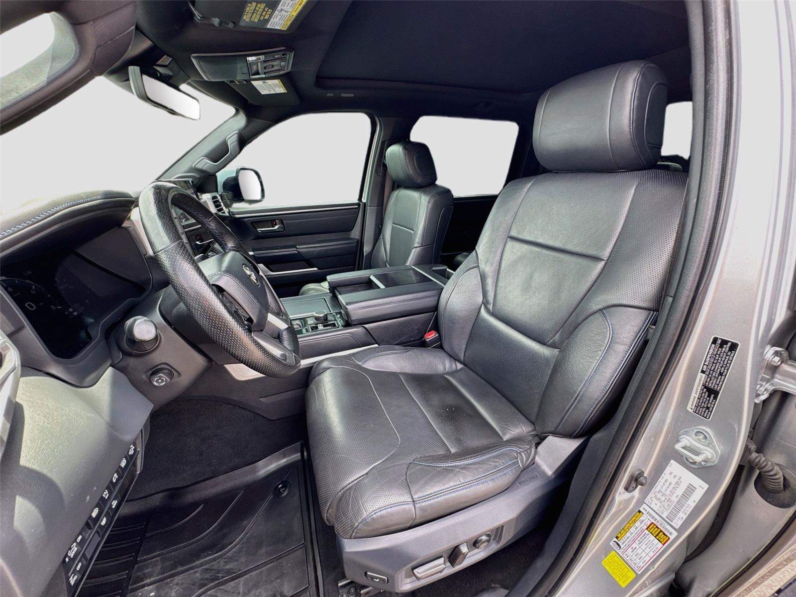 2022 Toyota Tundra Platinum - Photo 2