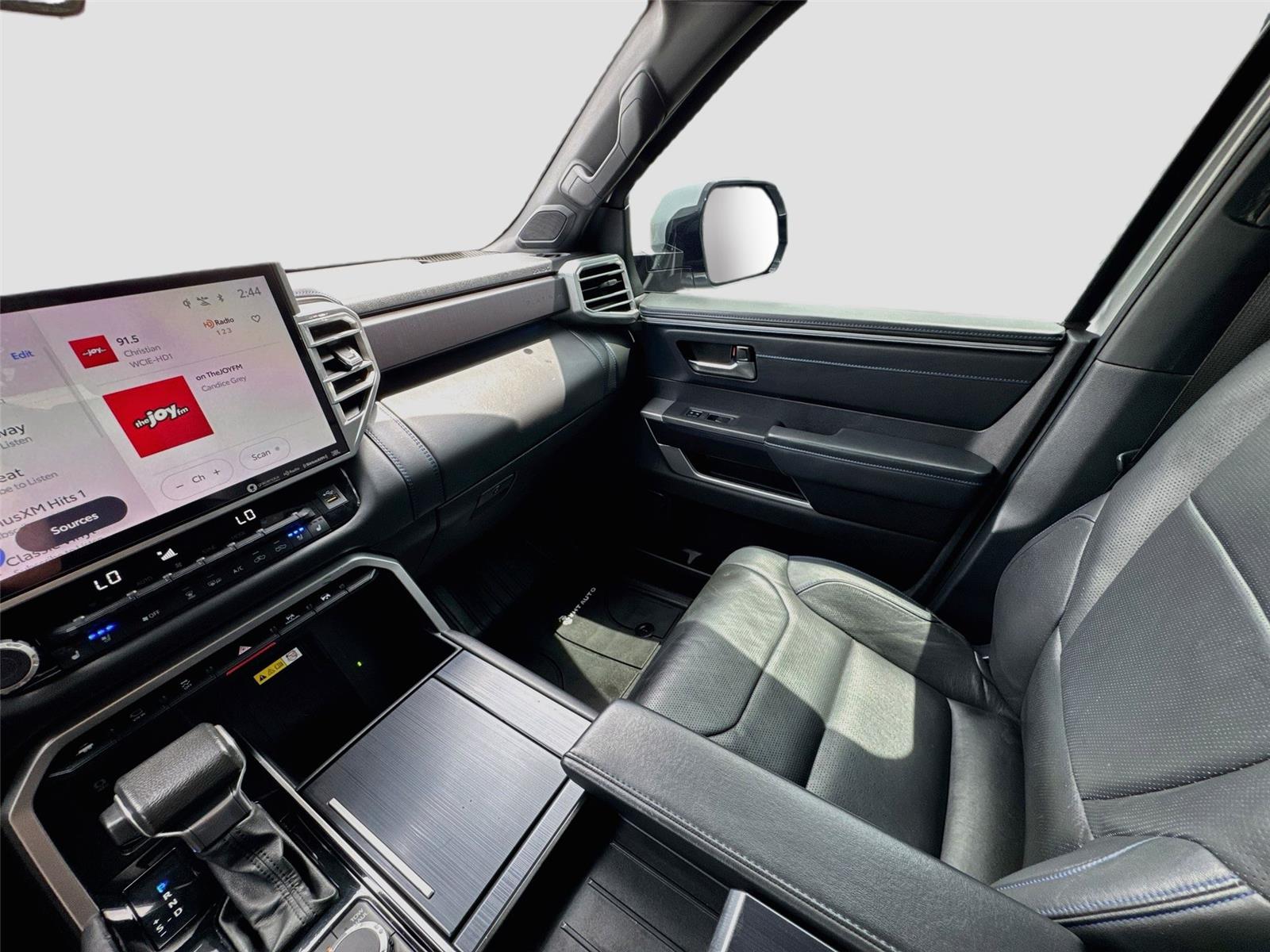 2022 Toyota Tundra Platinum - Photo 8