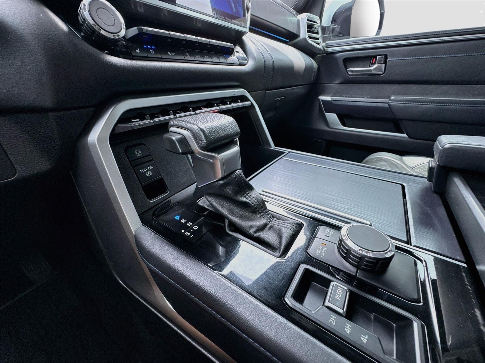 2022 Toyota Tundra Platinum - Photo 14