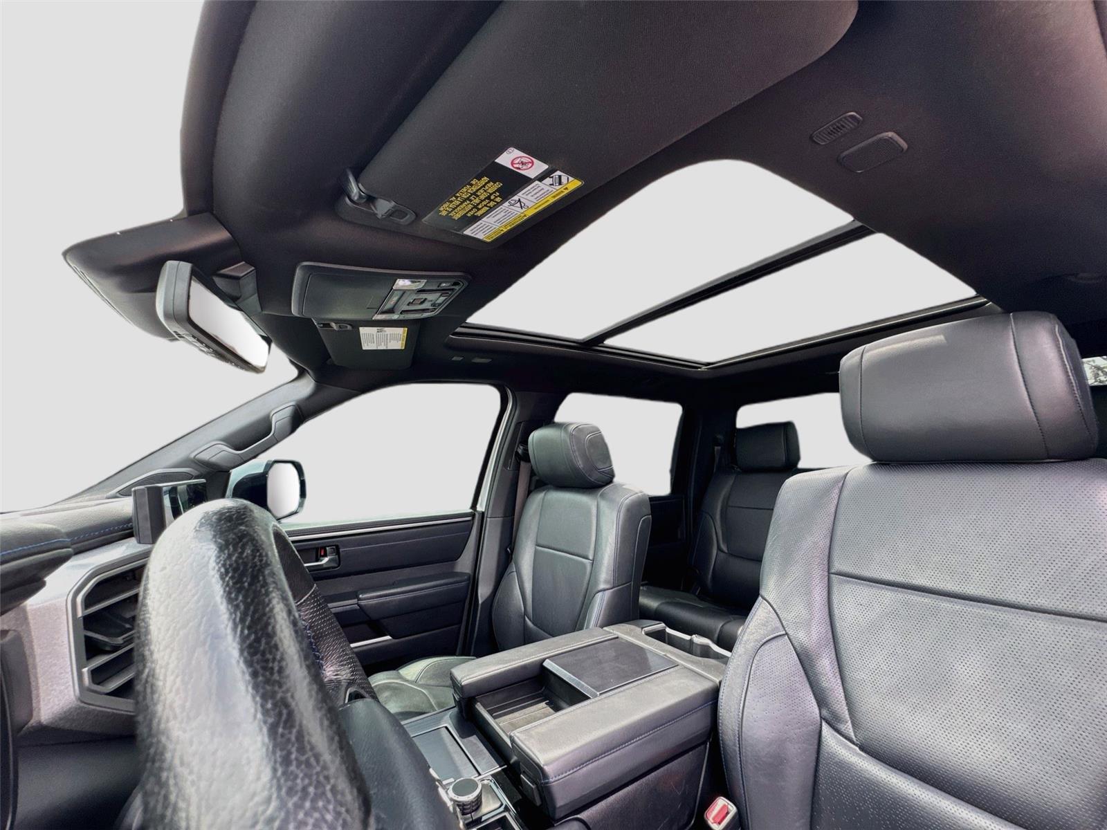 2022 Toyota Tundra Platinum - Photo 16