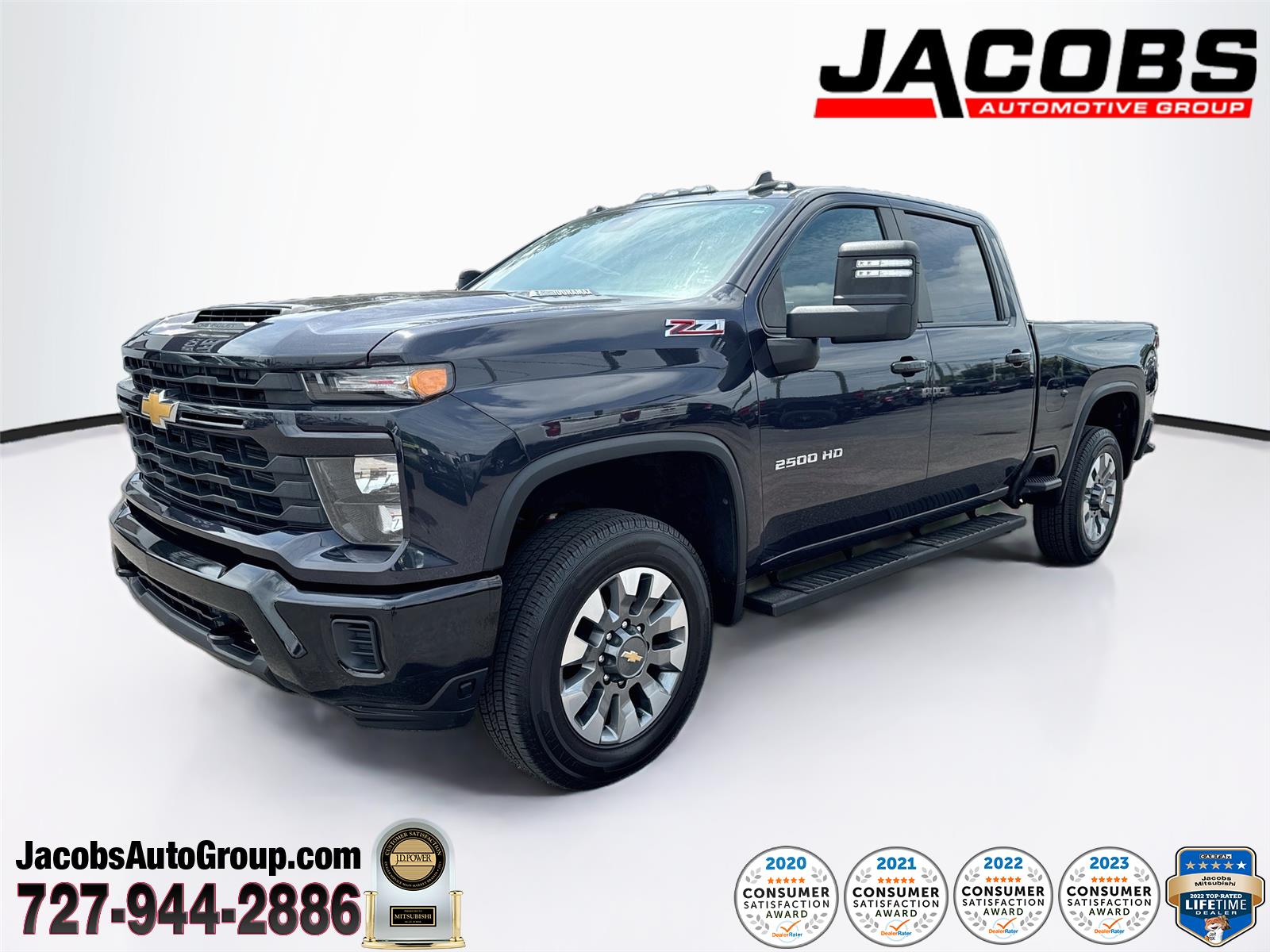 Dark Ash Metallic 2024 Chevrolet Silverado 2500HD Custom Crew Cab 4WD Pickup Truck Four-Wheel Drive Automatic