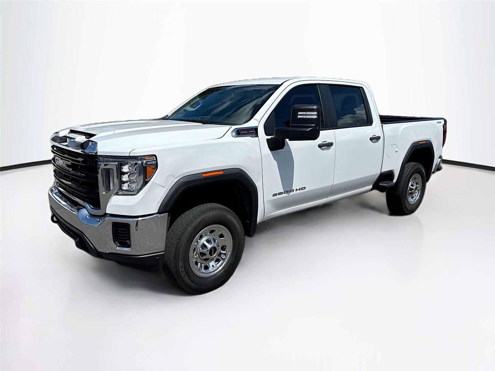 2022 GMC Sierra Base 4WD Crew Cab Standard Box SRW's photo
