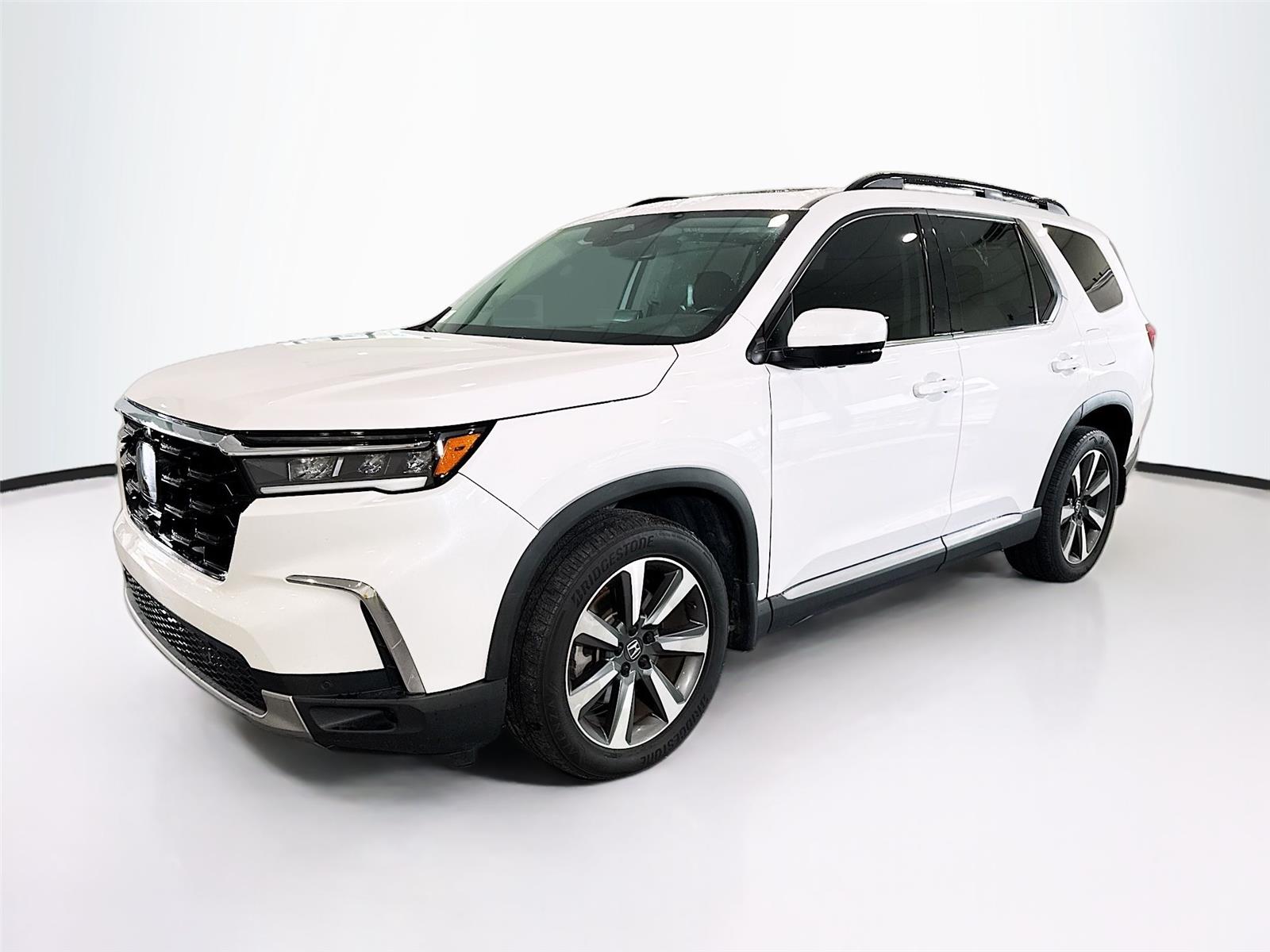 2024 Honda Pilot Elite AWD's photo