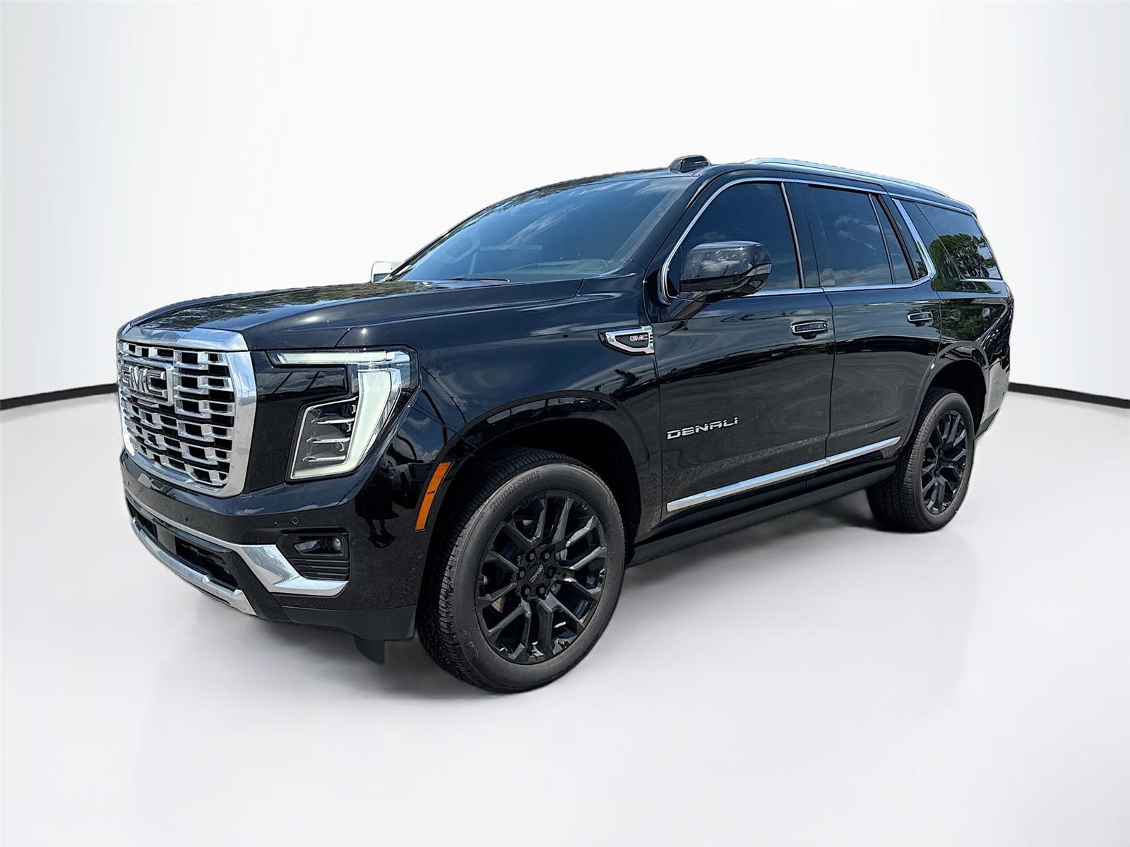 2026 GMC Yukon 4WD Denali's photo