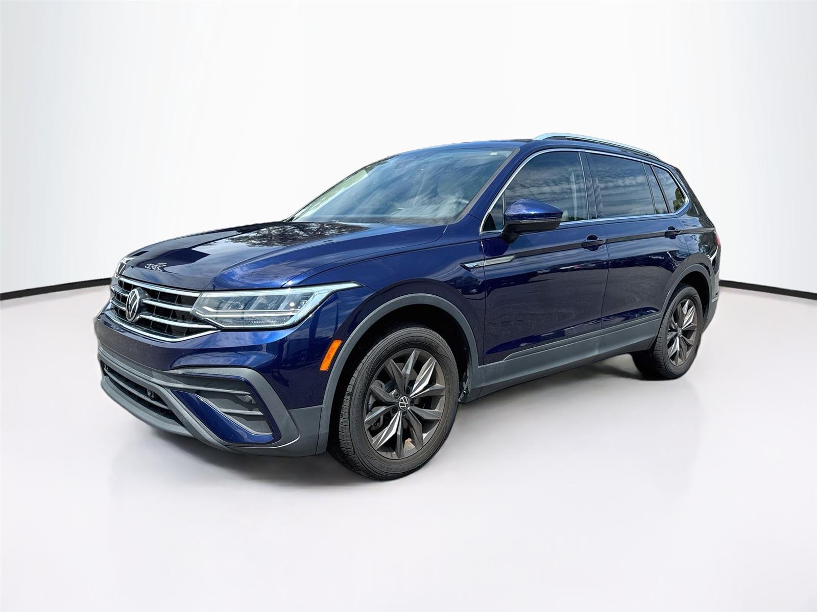 2023 Volkswagen Tiguan 2.0T SE's photo