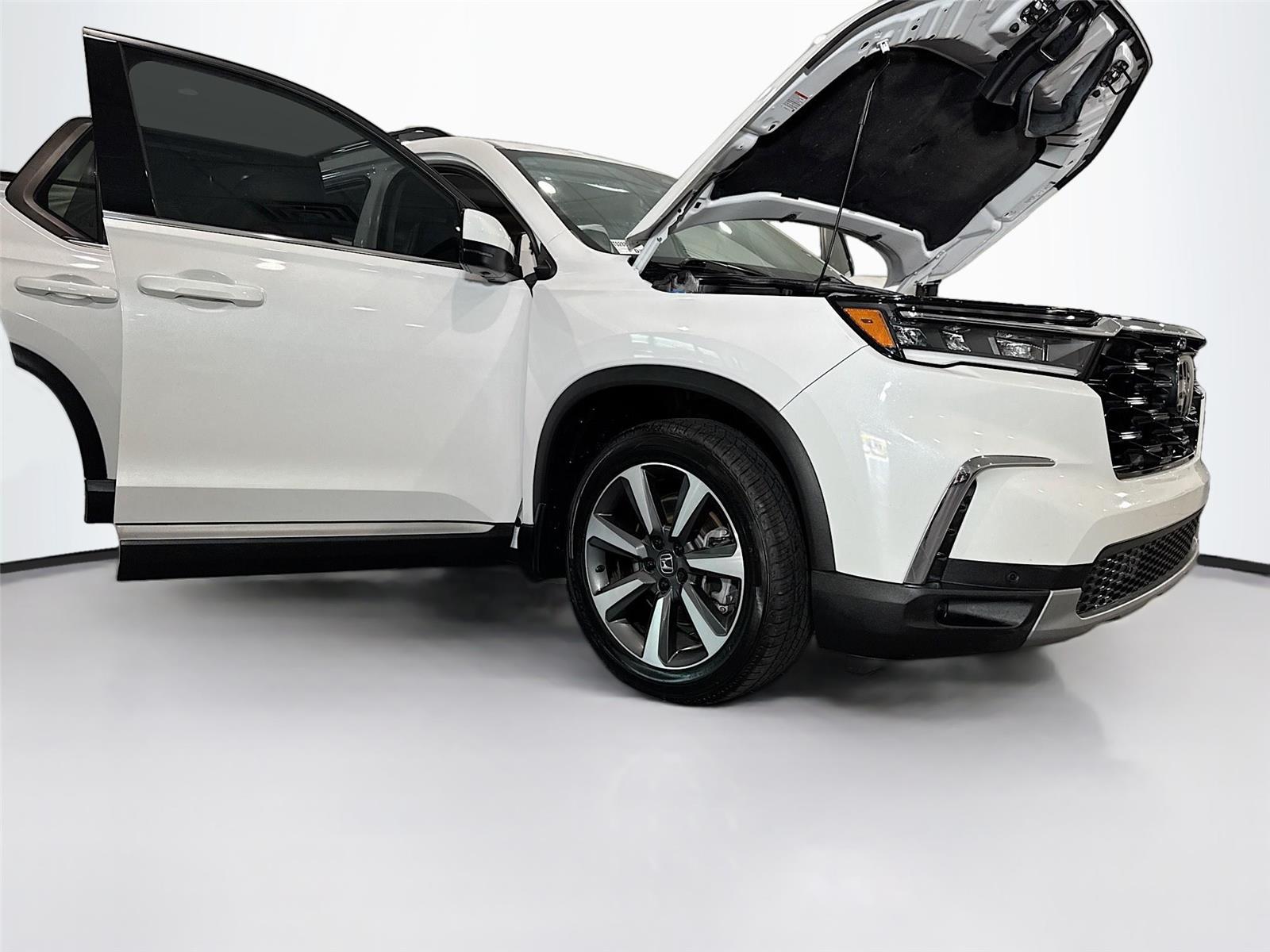 2024 Honda Pilot Elite - Photo 39
