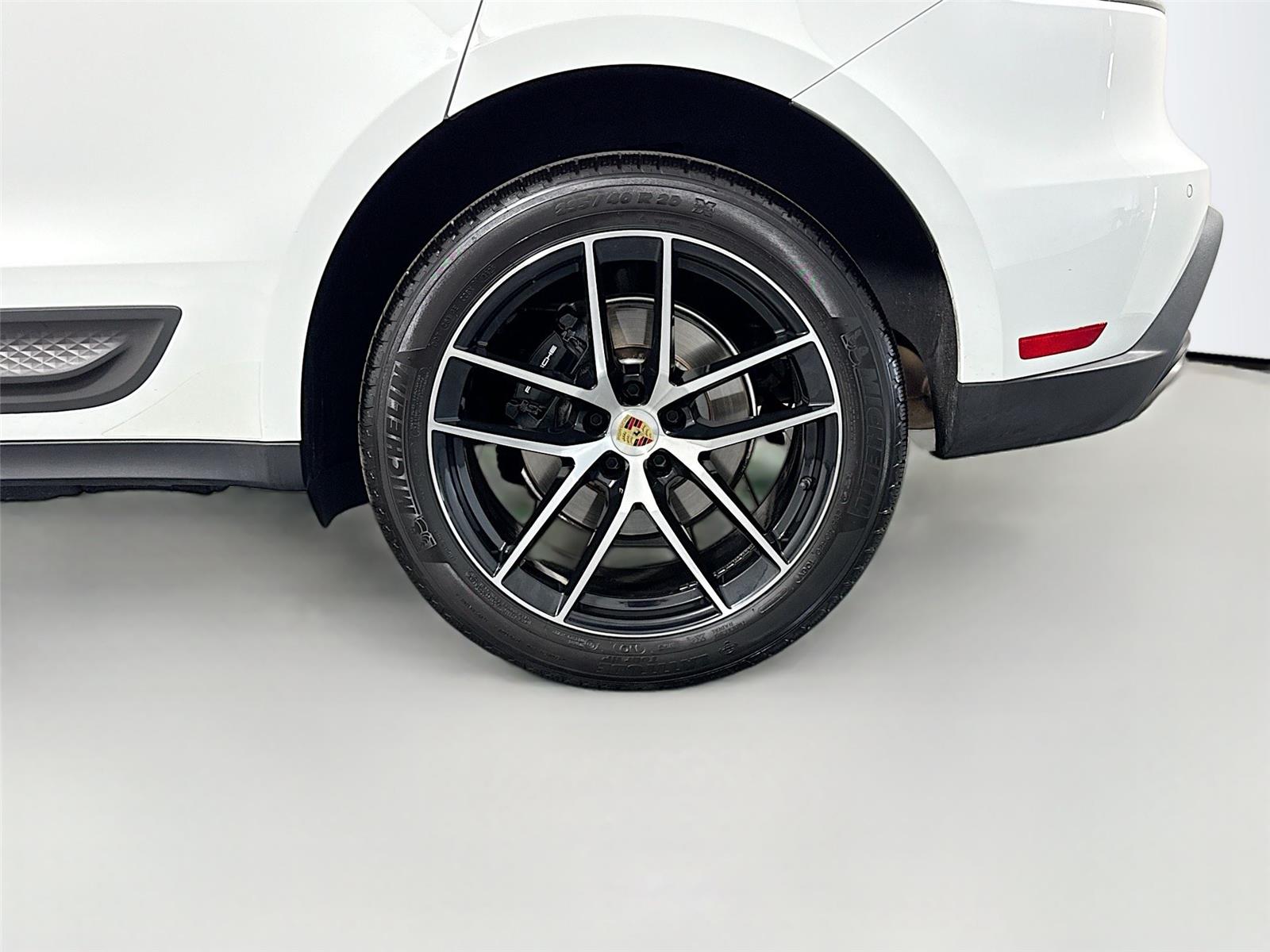 2023 Porsche Macan T - Photo 33