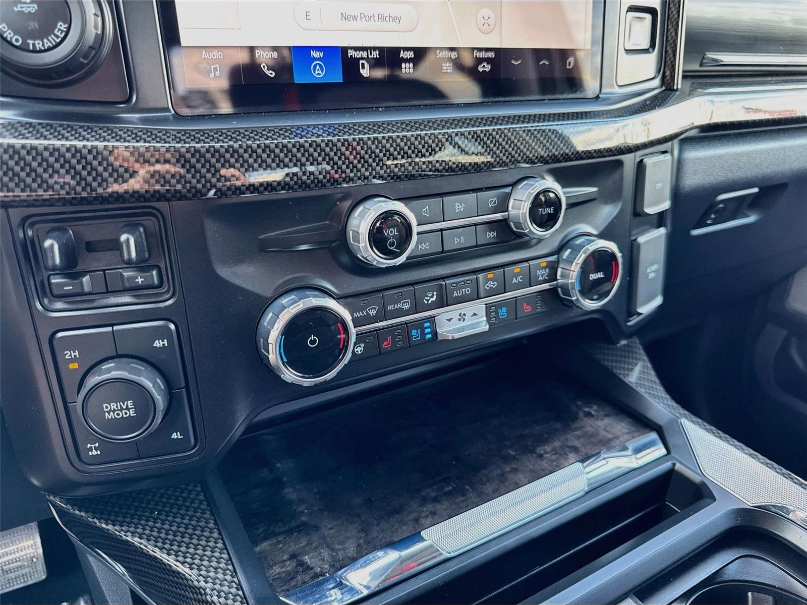 2024 Ford F-250 Super Duty Lariat - Photo 14