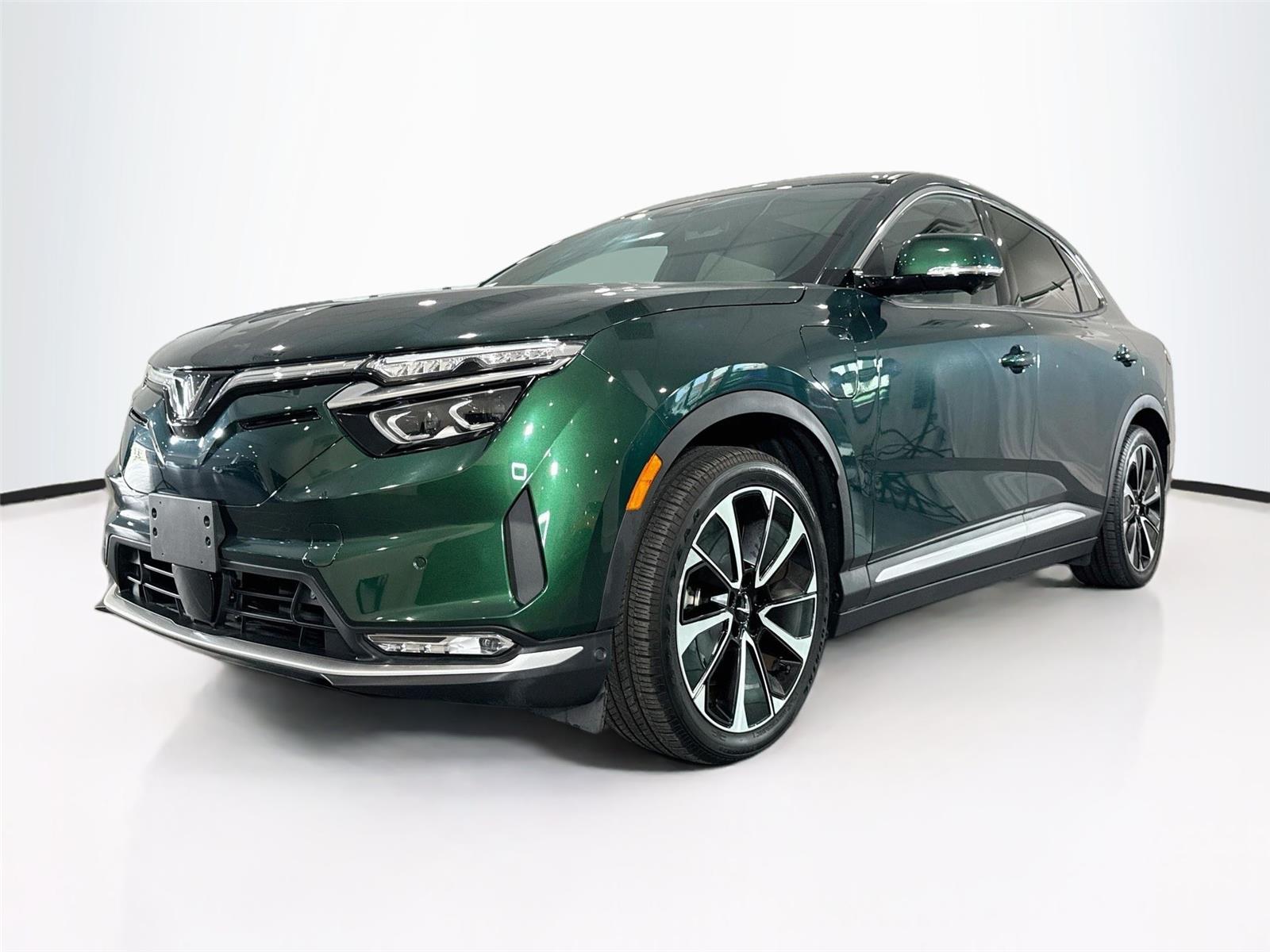 2024 VinFast VF 8