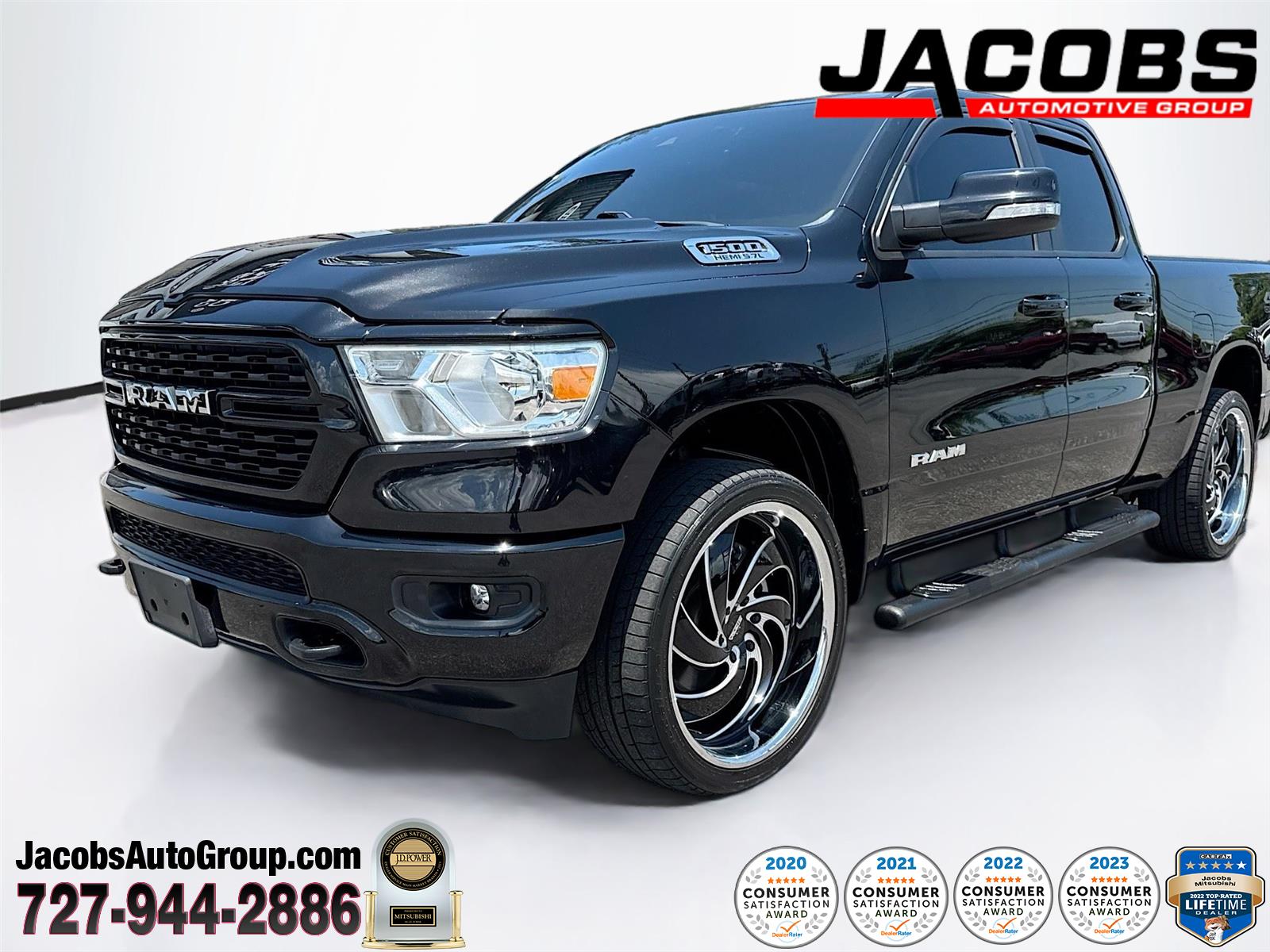 Diamond Black Crystal Pearlcoat 2022 RAM 1500 Pickup Truck Four-Wheel Drive 8-Speed Automatic