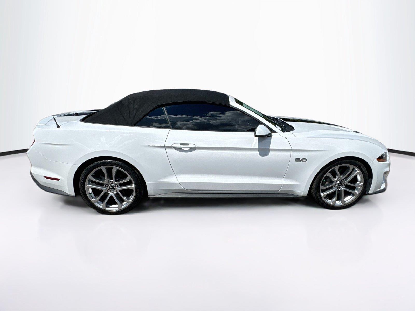 2020 Ford Mustang GT Premium - Photo 8