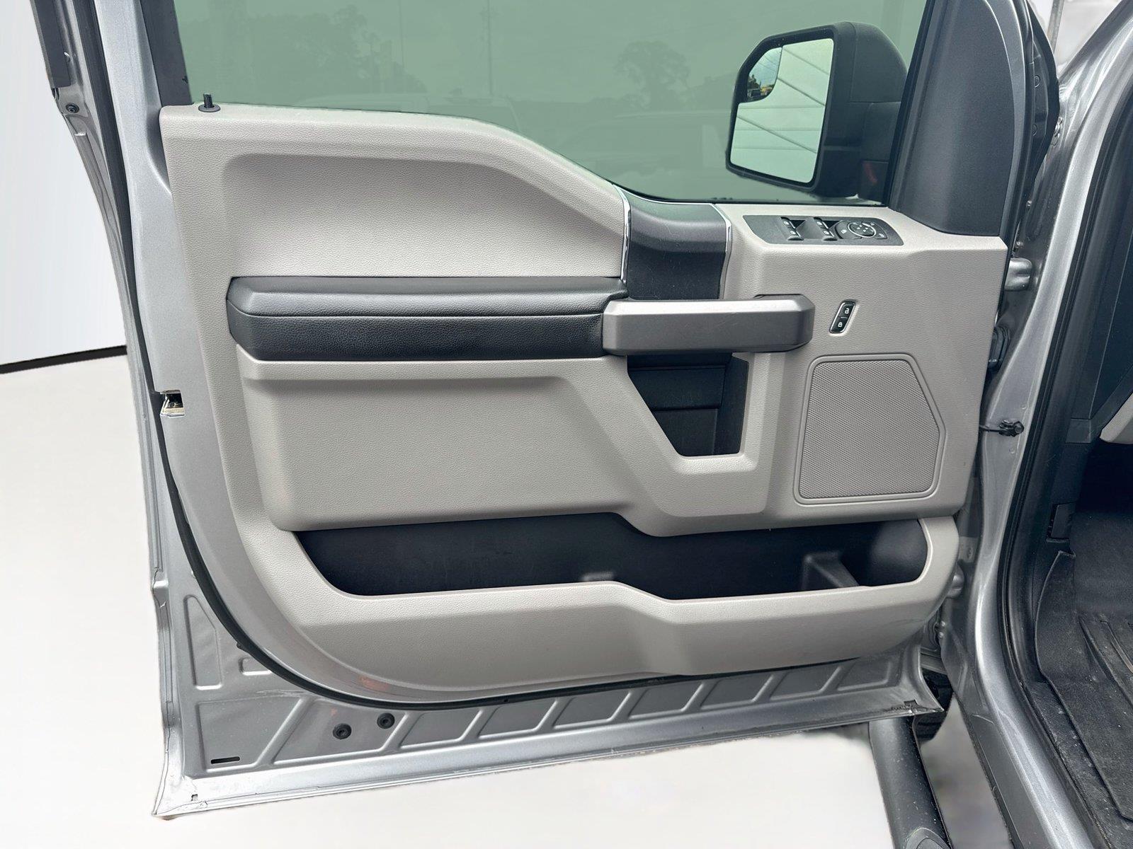 2020 Ford F-150 XLT - Photo 9