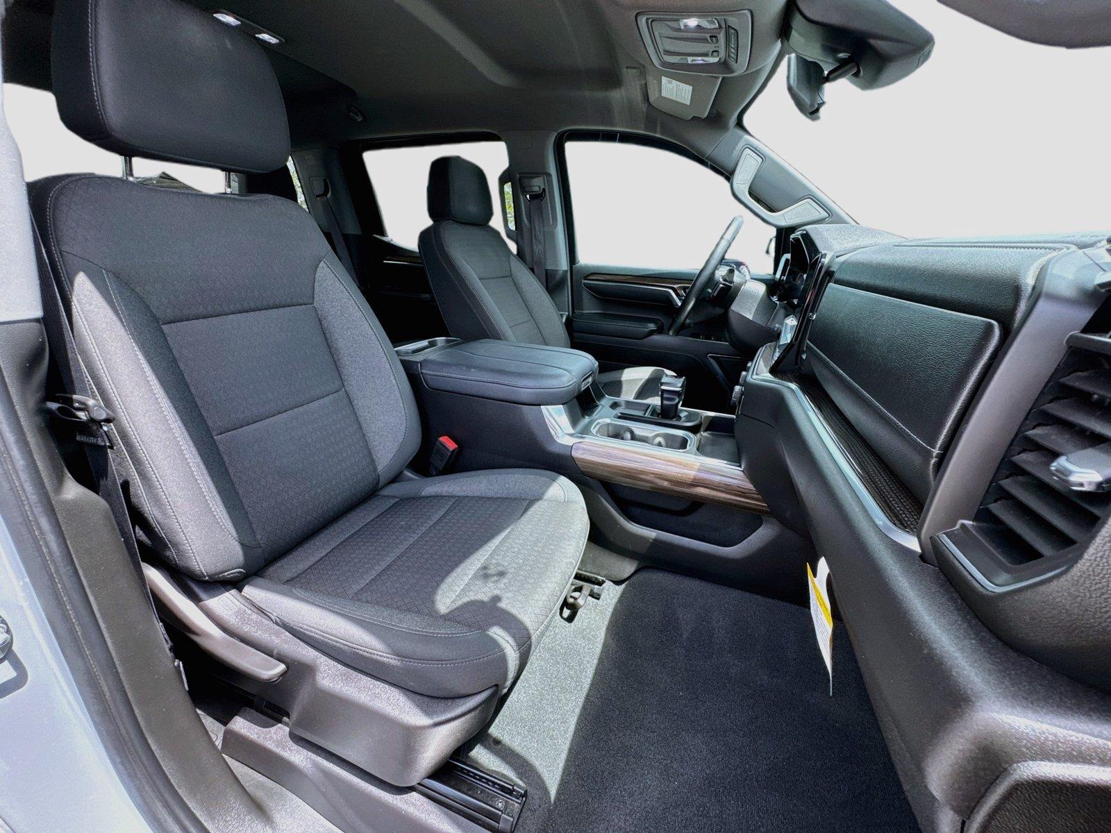2024 Chevrolet Silverado 1500 RST - Photo 30