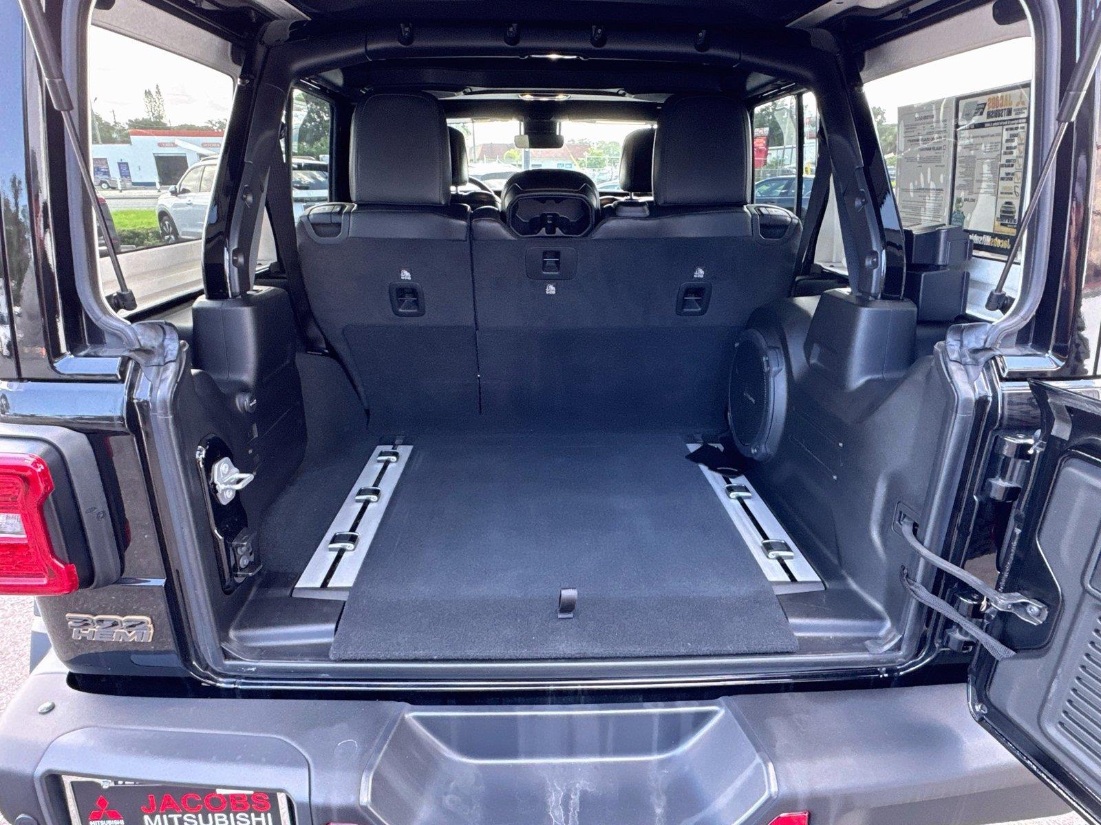 2022 Jeep Wrangler Unlimited Rubicon 392 - Photo 31
