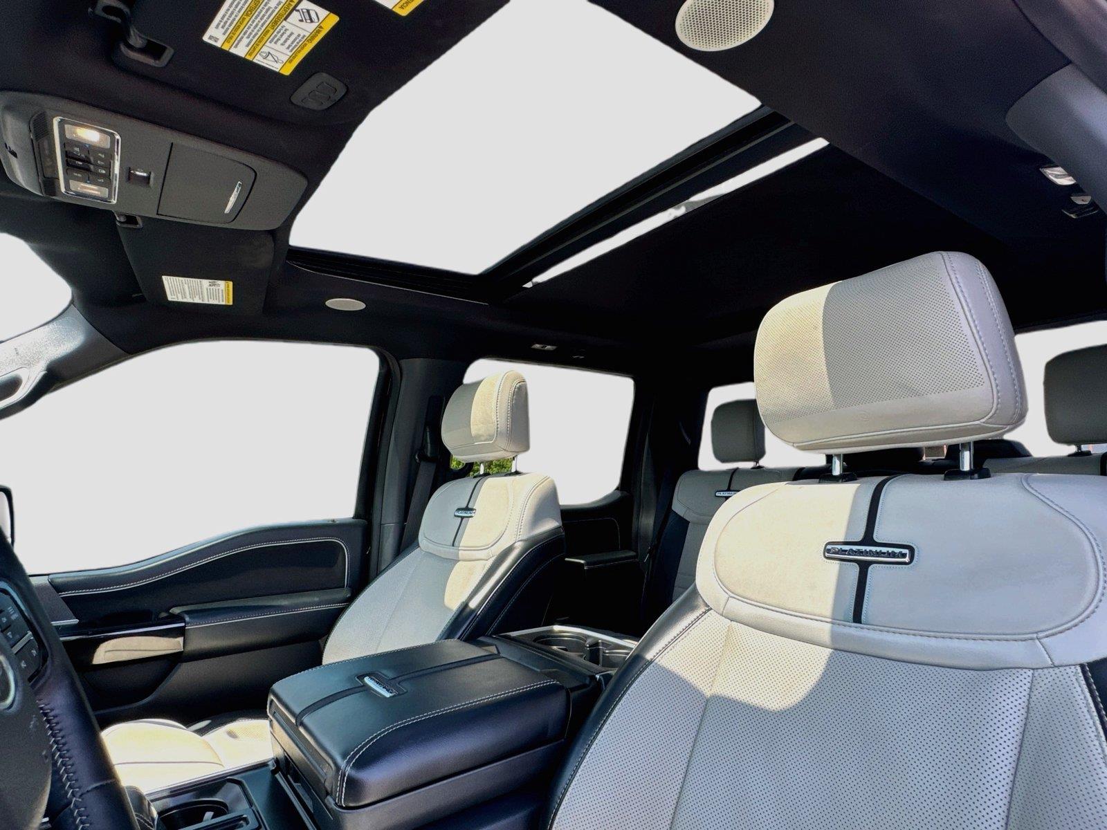 2023 Ford F-150 Lightning Platinum - Photo 23