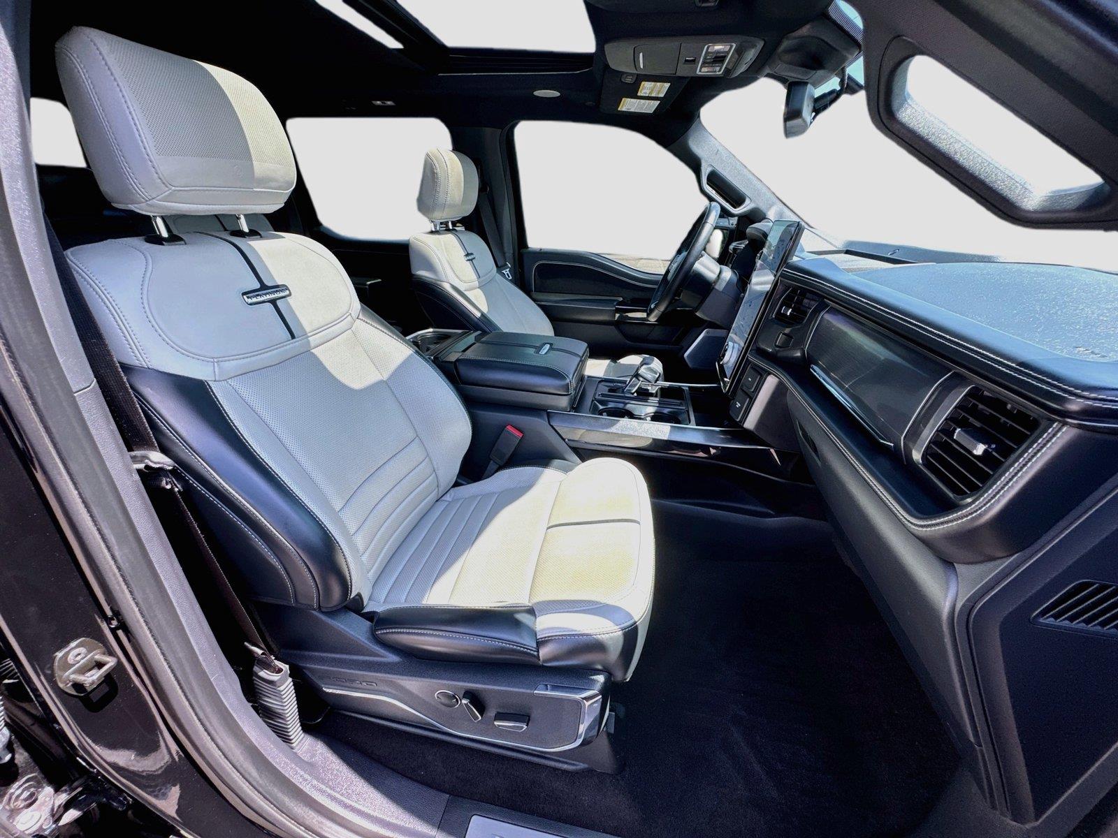 2023 Ford F-150 Lightning Platinum - Photo 28