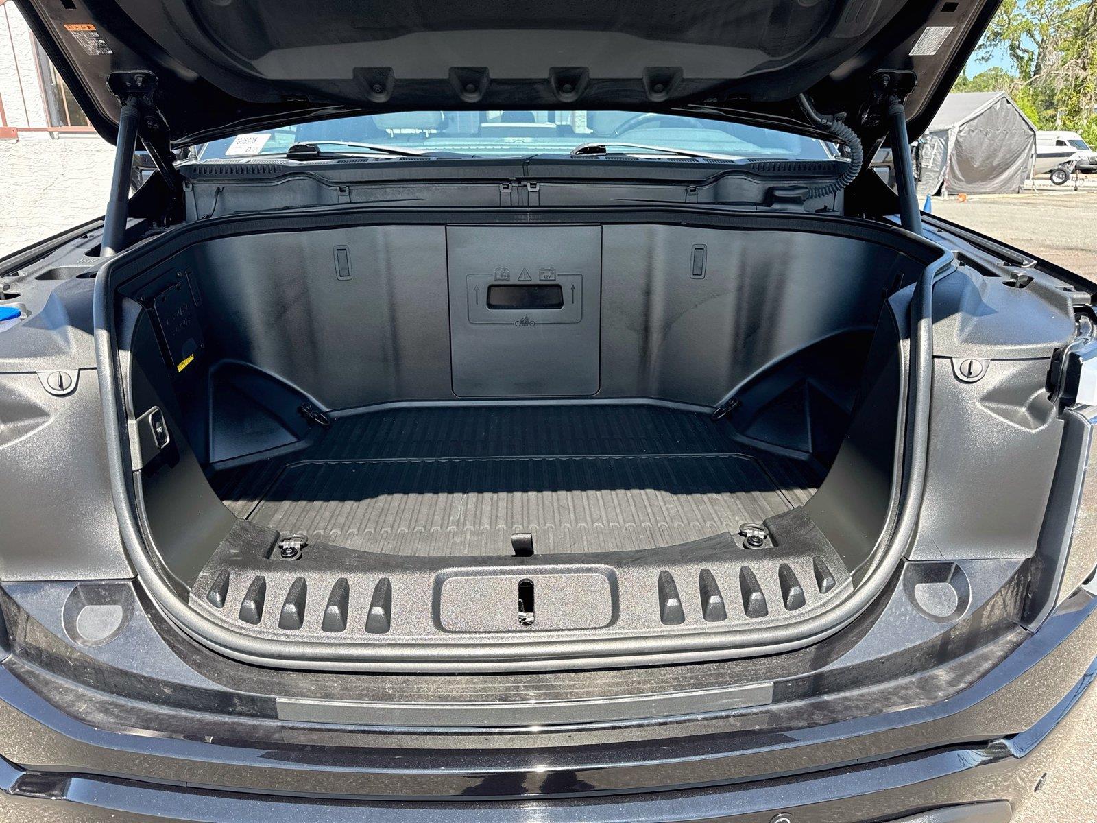 2023 Ford F-150 Lightning Platinum - Photo 31