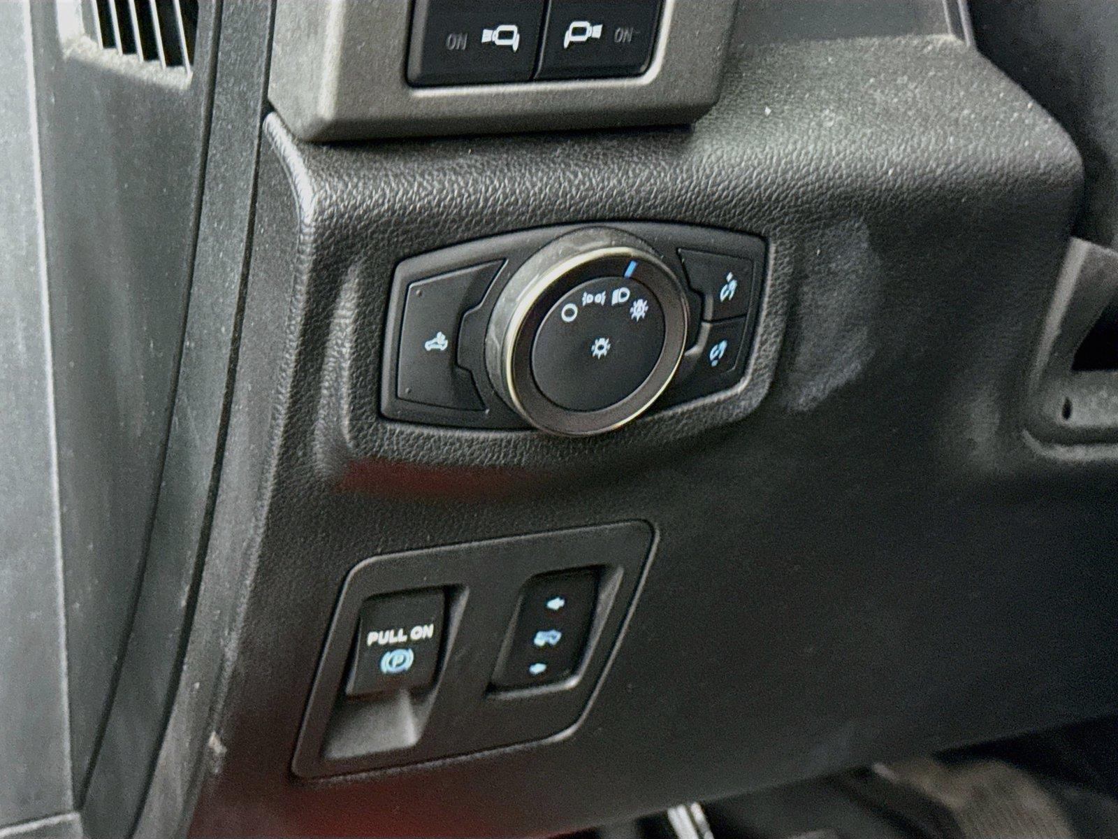 2019 Ford F-150 Raptor - Photo 12