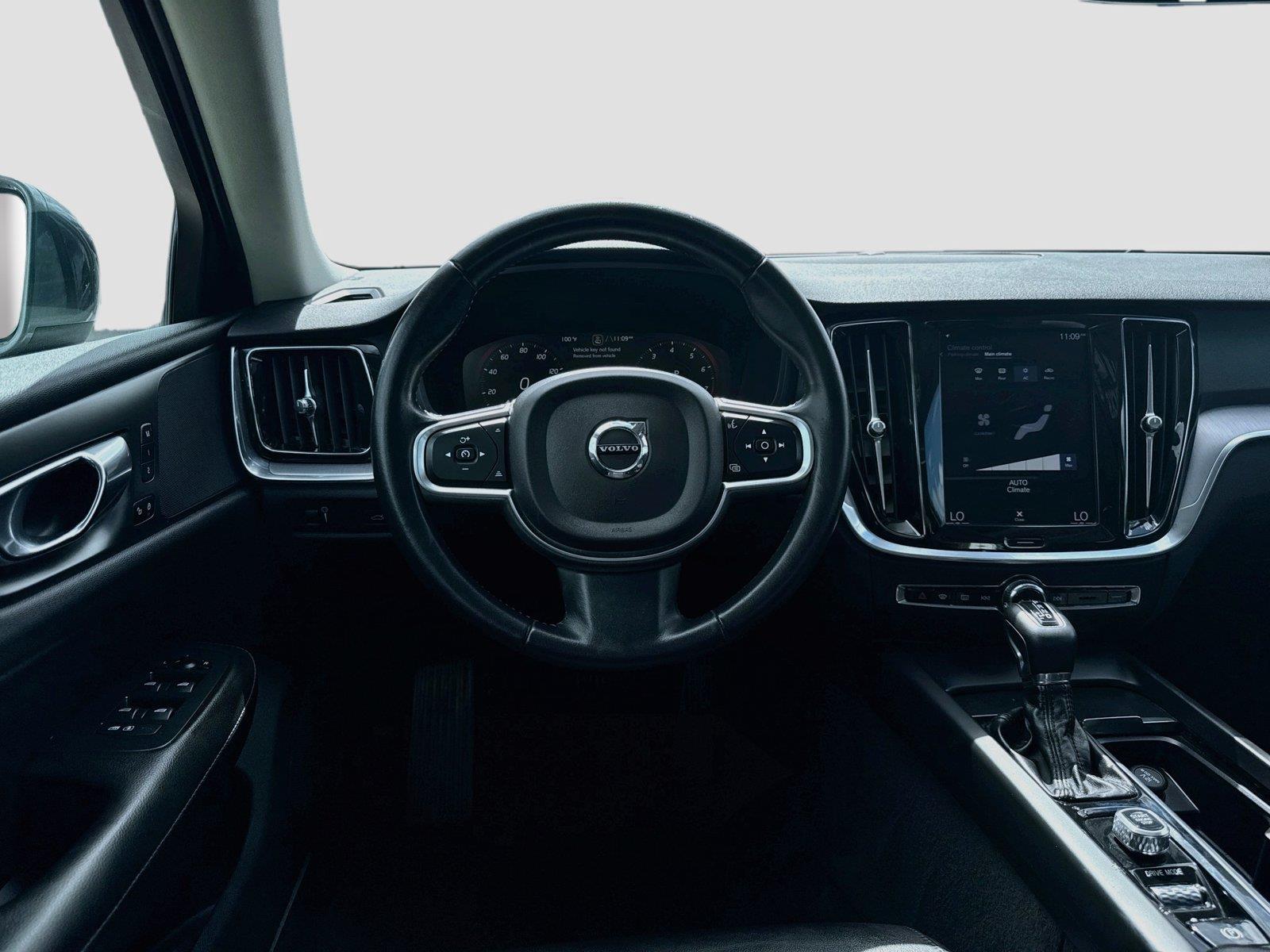 2020 Volvo S60 Momentum - Photo 12